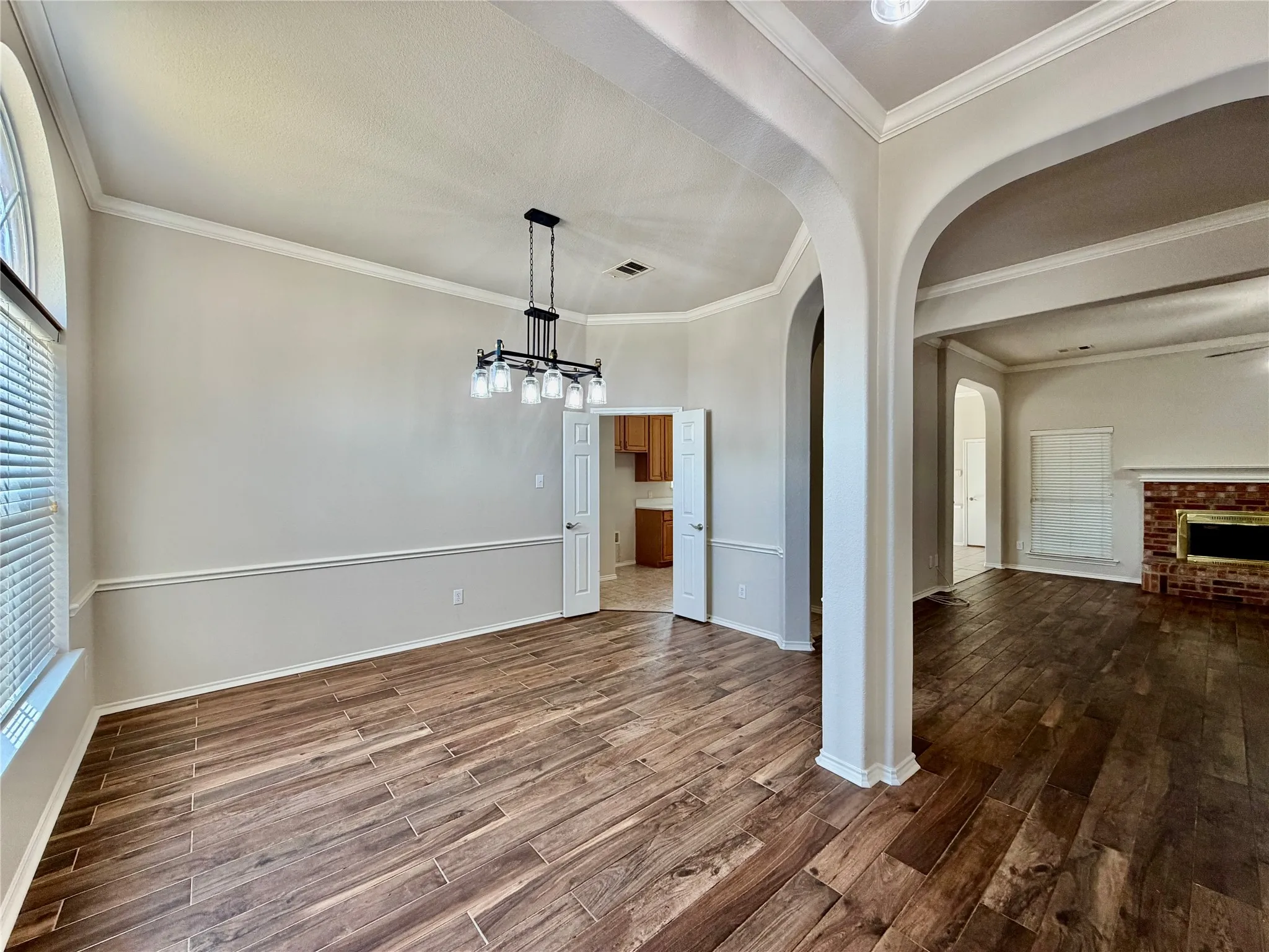 Single Family Residence For Rent in Dallas County , 4611 Harvest Lane, Sachse, Texas 75048, 4 Bedroom, 2 Bathroom, 1 Garage spaces, 2,159 Sqft, built in 2003, mls#21381191, Real Estate Agent in Sachse, Homes For Rent in Dallas county, Homes For Rent in Sachse, Realtor in Sachse Texas, Real Estate Brokerage Independent Realty Texas, Luminita Cordes Realtor