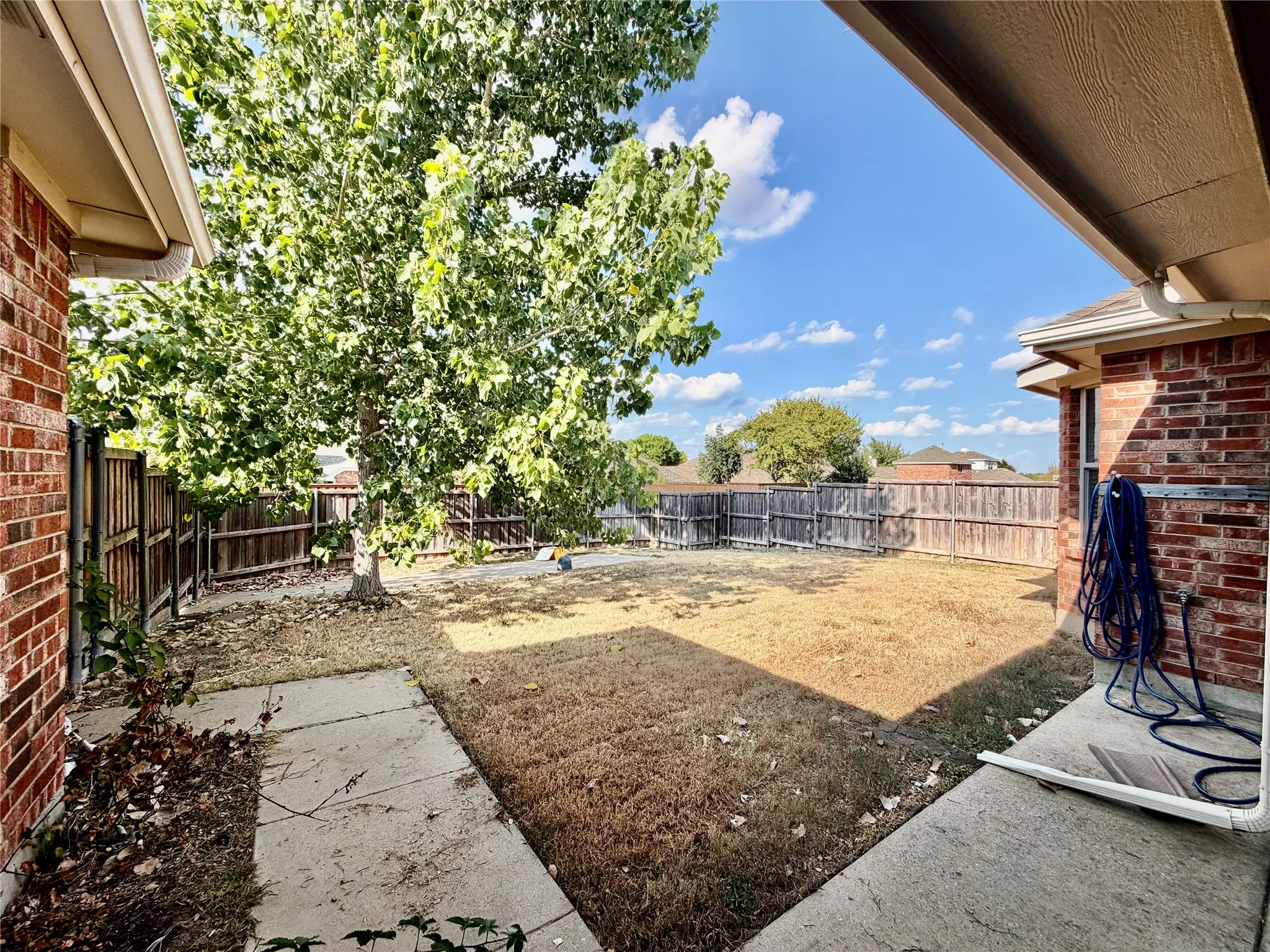 Single Family Residence For Rent in Dallas County , 4611 Harvest Lane, Sachse, Texas 75048, 4 Bedroom, 2 Bathroom, 1 Garage spaces, 2,159 Sqft, built in 2003, mls#21381191, Real Estate Agent in Sachse, Homes For Rent in Dallas county, Homes For Rent in Sachse, Realtor in Sachse Texas, Real Estate Brokerage Independent Realty Texas, Luminita Cordes Realtor