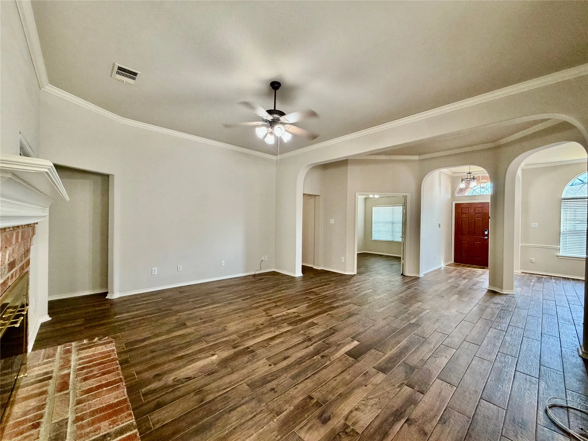 Single Family Residence For Rent in Dallas County , 4611 Harvest Lane, Sachse, Texas 75048, 4 Bedroom, 2 Bathroom, 1 Garage spaces, 2,159 Sqft, built in 2003, mls#21381191, Real Estate Agent in Sachse, Homes For Rent in Dallas county, Homes For Rent in Sachse, Realtor in Sachse Texas, Real Estate Brokerage Independent Realty Texas, Luminita Cordes Realtor