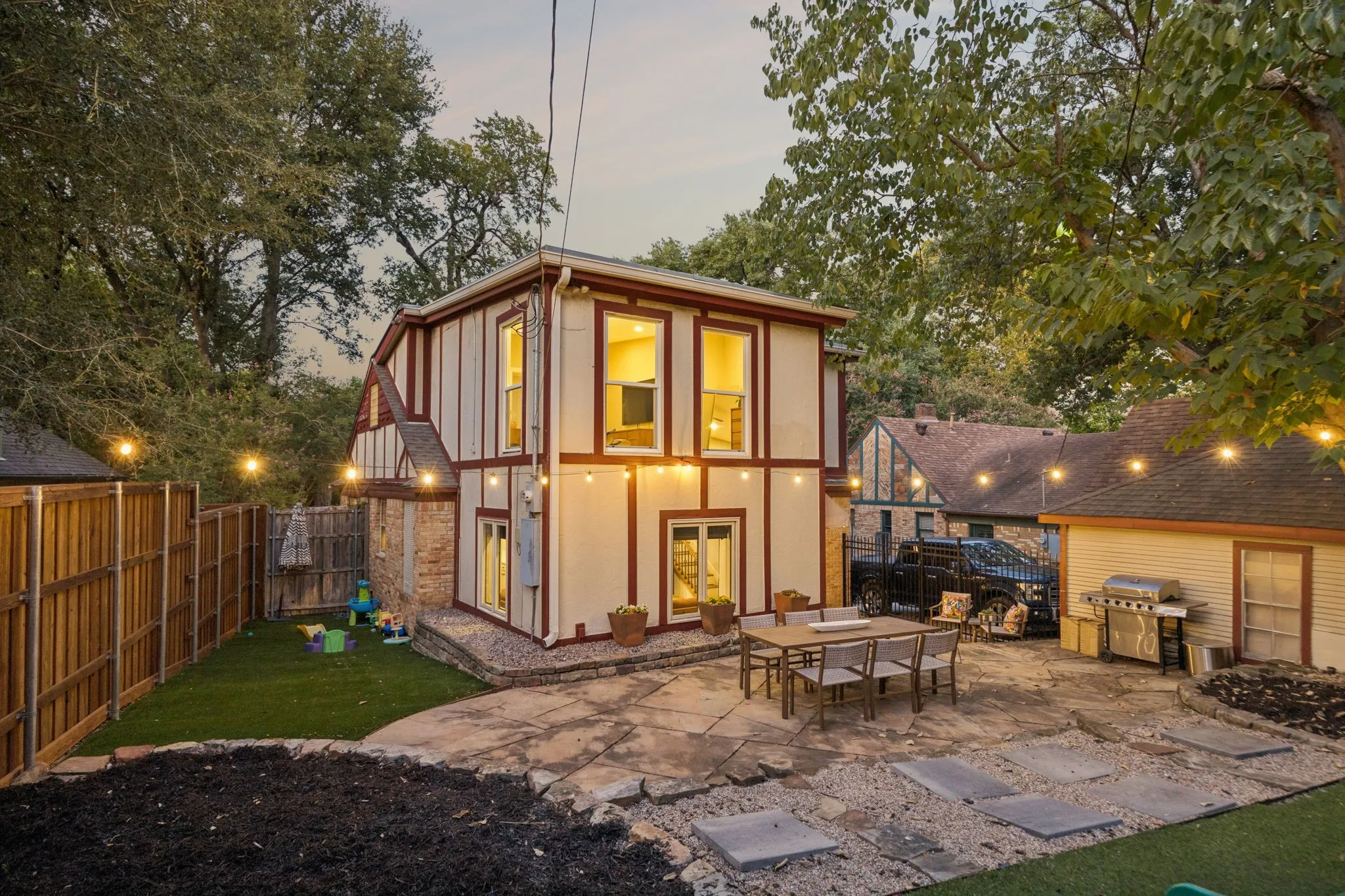 Great backyard. Pool plans already permitted by city available.