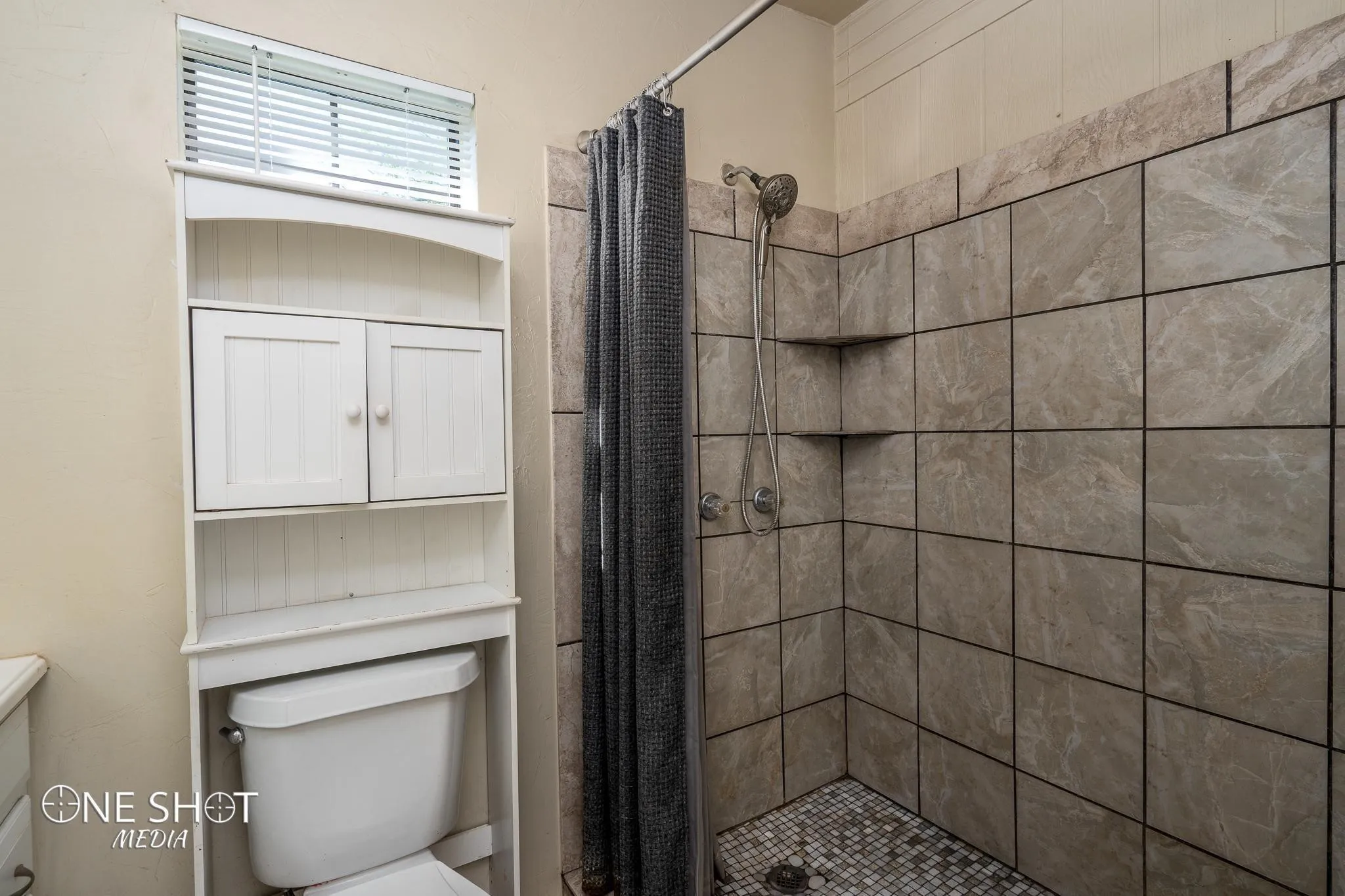 Single Family Residence For Rent in Taylor County , 542 Mccartney Lane, Tye, Texas 79563, 3 Bedroom, 2 Bathroom, Garage spaces, 1,650 Sqft, built in 2009, mls#21381202, Real Estate Agent in Tye, Homes For Rent in Taylor county, Homes For Rent in Tye, Realtor in Tye Texas, Real Estate Brokerage Independent Realty Texas, Luminita Cordes Realtor