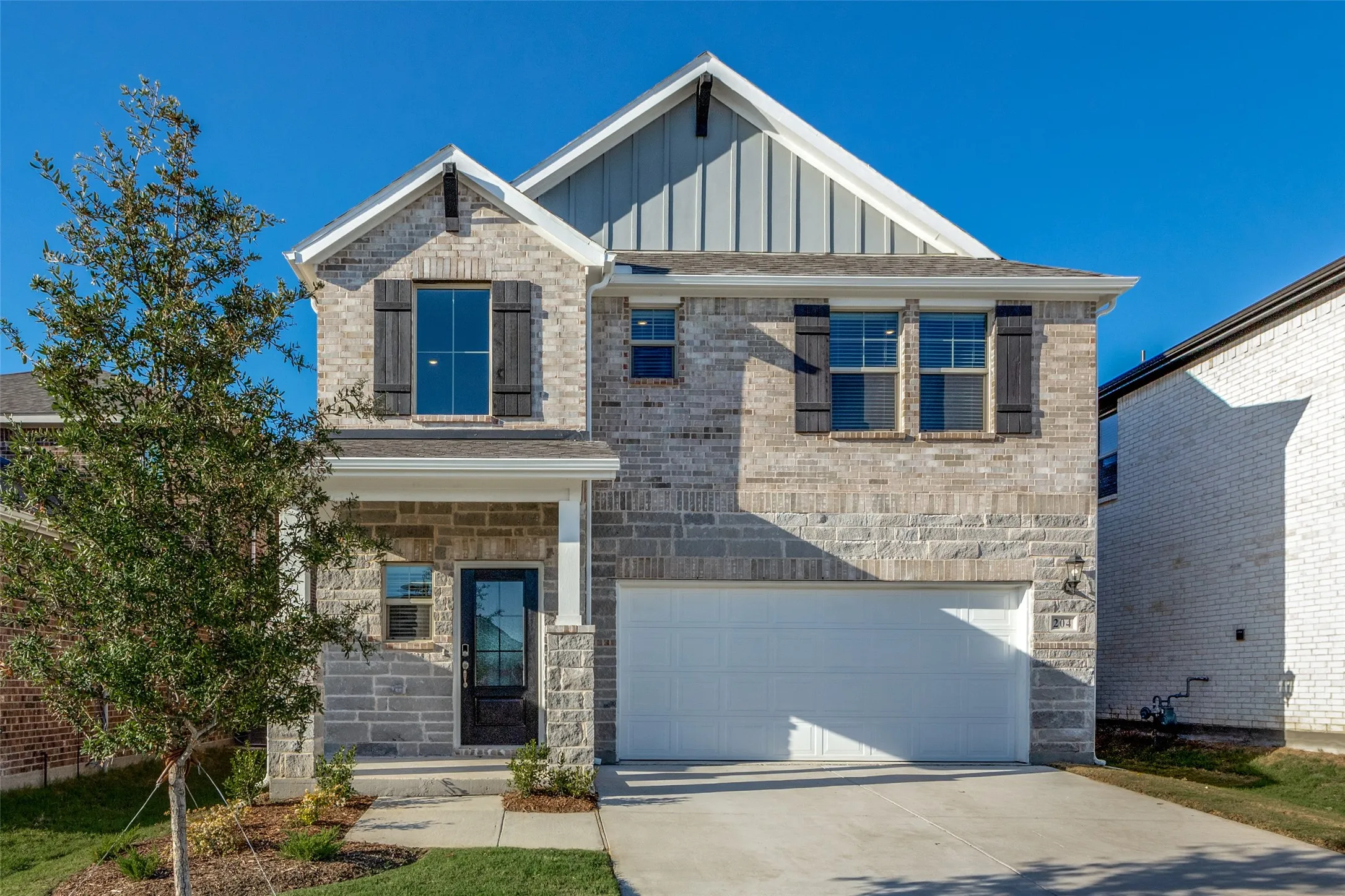 Single Family Residence For Rent in Collin County , 204 Travine Drive, Princeton, Texas 75071, 3 Bedroom, 3 Bathroom, 2 Garage spaces, 1,948 Sqft, built in 2024, mls#21381165, Real Estate Agent in Princeton, Homes For Rent in Collin county, Homes For Rent in Princeton, Realtor in Princeton Texas, Real Estate Brokerage Independent Realty Texas, Luminita Cordes Realtor