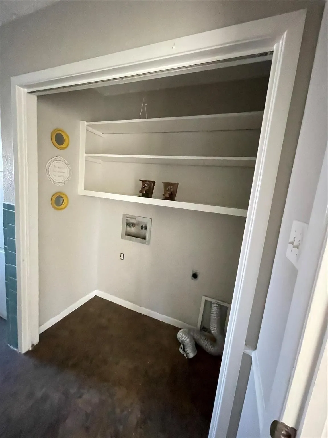 Single Family Residence For Rent in Grayson County , 903 Seymore Circle, Denison, Texas 75020, 3 Bedroom, 2 Bathroom, 2 Garage spaces, 1,583 Sqft, built in 1966, mls#21381215, Real Estate Agent in Denison, Homes For Rent in Grayson county, Homes For Rent in Denison, Realtor in Denison Texas, Real Estate Brokerage Independent Realty Texas, Luminita Cordes Realtor