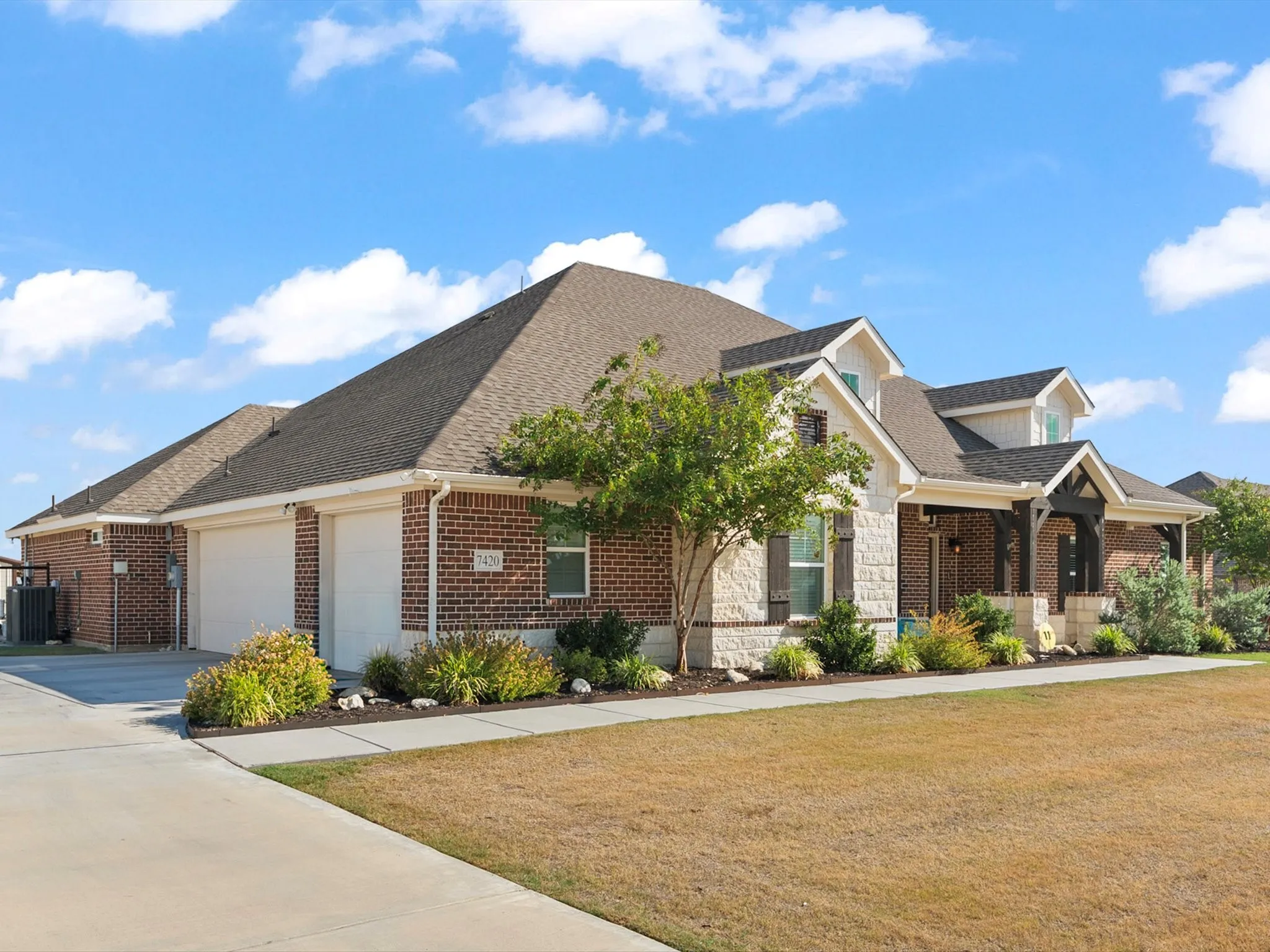 3-car garage