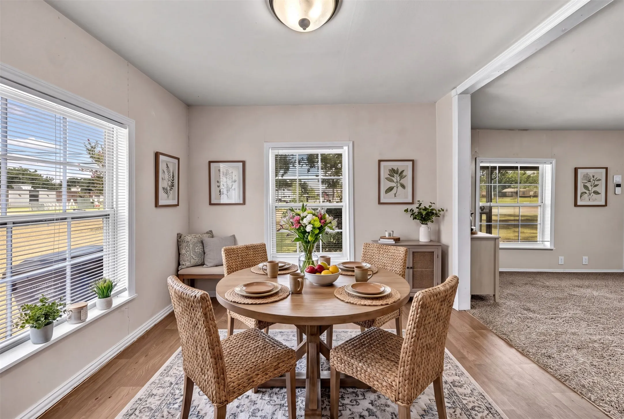 Single Family Residence For Rent in Tarrant County , 107 Brown Street, Mansfield, Texas 76063, 3 Bedroom, 2 Bathroom, Garage spaces, 1,288 Sqft, built in 1930, mls#21381205, Real Estate Agent in Mansfield, Homes For Rent in Tarrant county, Homes For Rent in Mansfield, Realtor in Mansfield Texas, Real Estate Brokerage Independent Realty Texas, Luminita Cordes Realtor