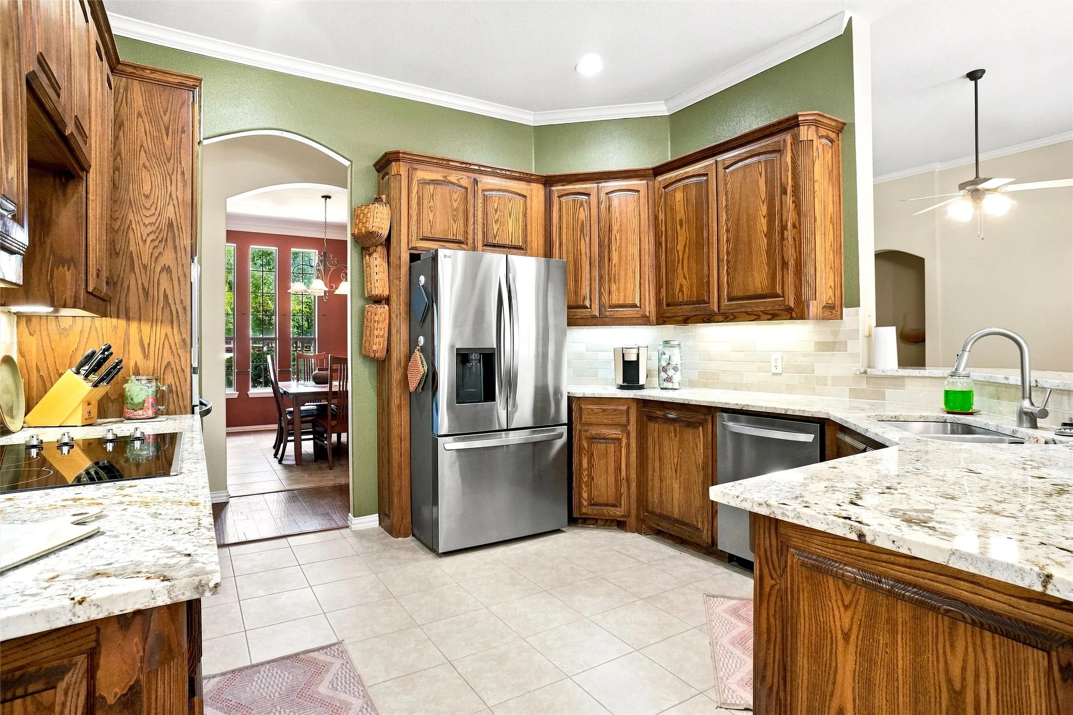 Single Family Residence For Sale in Parker County , 676 Boling Ranch Road, Azle, Texas 76020, 4 Bedroom, 3 Bathroom, 3 Garage spaces, 3,461 Sqft, built in 2002, mls#21370470, Real Estate Agent in Azle, Homes For Sale in Parker county, Homes For Sale in Azle, Realtor in Azle Texas, Real Estate Brokerage Independent Realty Texas, Luminita Cordes Realtor