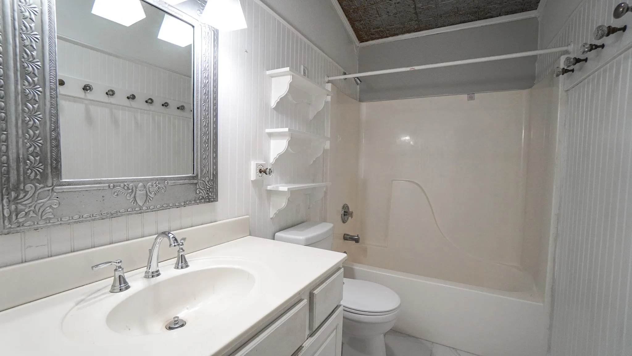 Single Family Residence For Rent in Rockwall County , 1044 N King Road, Fate, Texas 75189, 2 Bedroom, 1 Bathroom, Garage spaces, 864 Sqft, built in 2001, mls#21380903, Real Estate Agent in Fate, Homes For Rent in Rockwall county, Homes For Rent in Fate, Realtor in Fate Texas, Real Estate Brokerage Independent Realty Texas, Luminita Cordes Realtor