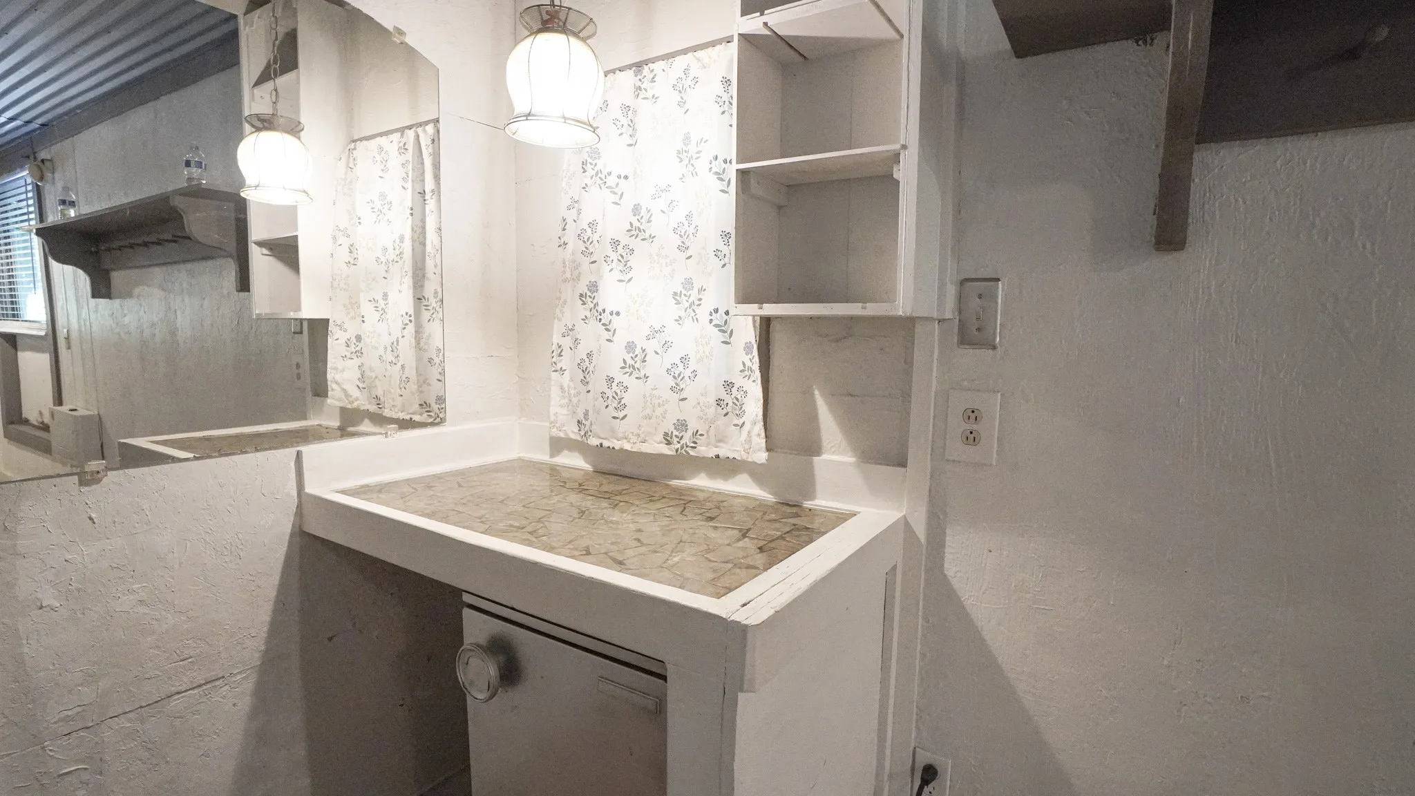 Single Family Residence For Rent in Rockwall County , 1044 N King Road, Fate, Texas 75189, 2 Bedroom, 1 Bathroom, Garage spaces, 864 Sqft, built in 2001, mls#21380903, Real Estate Agent in Fate, Homes For Rent in Rockwall county, Homes For Rent in Fate, Realtor in Fate Texas, Real Estate Brokerage Independent Realty Texas, Luminita Cordes Realtor