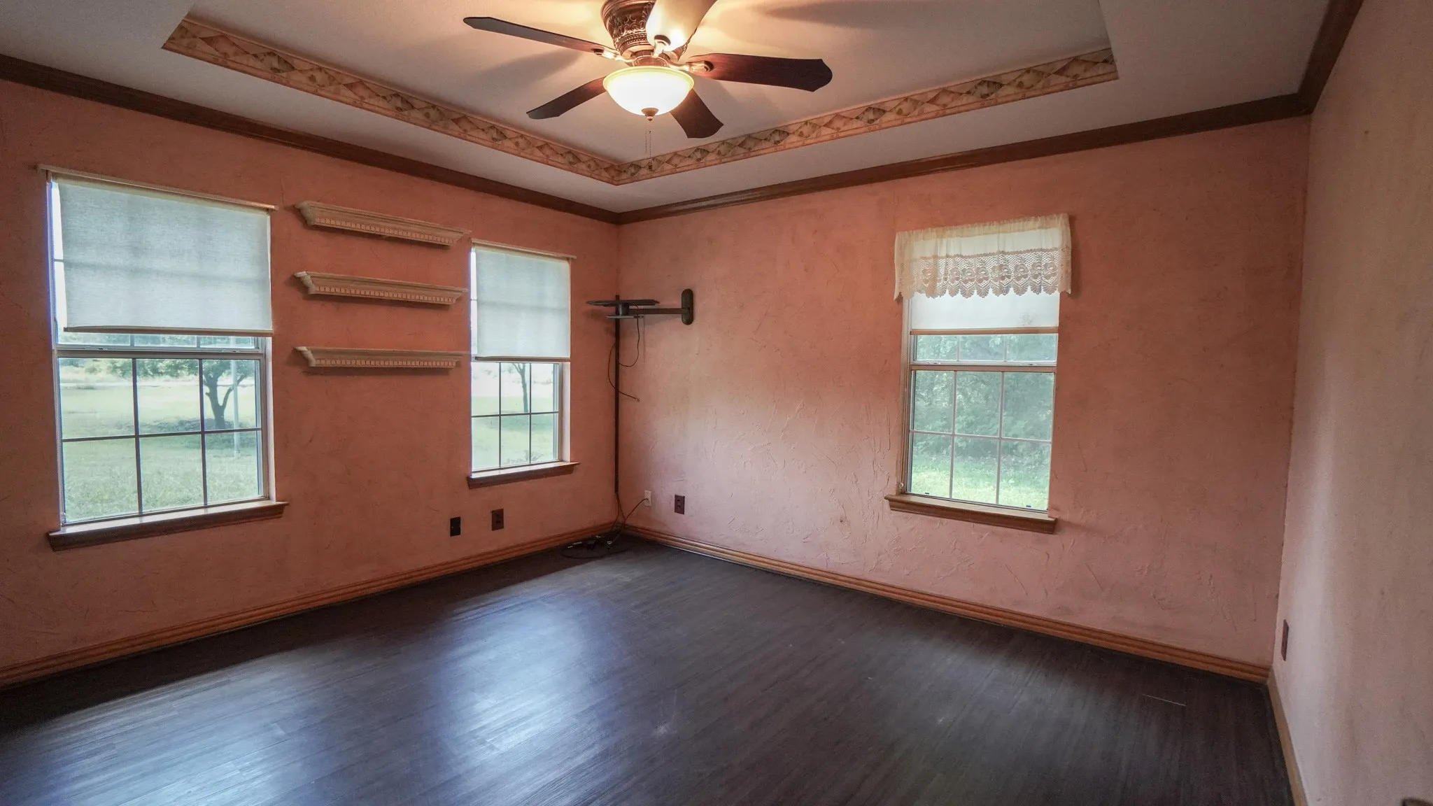 Single Family Residence For Rent in Rockwall County , 1044 N King Road, Fate, Texas 75189, 2 Bedroom, 1 Bathroom, Garage spaces, 864 Sqft, built in 2001, mls#21380903, Real Estate Agent in Fate, Homes For Rent in Rockwall county, Homes For Rent in Fate, Realtor in Fate Texas, Real Estate Brokerage Independent Realty Texas, Luminita Cordes Realtor