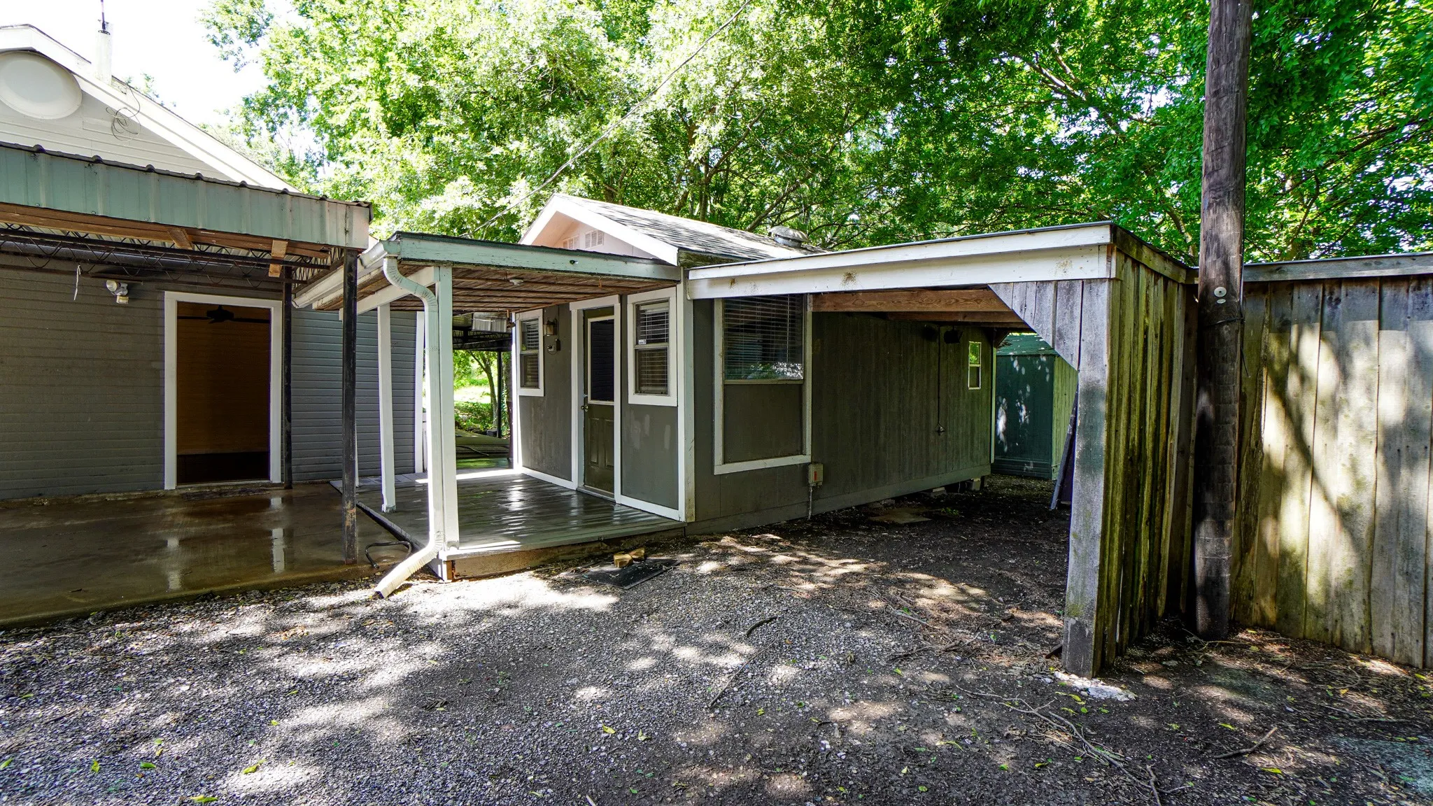 Single Family Residence For Rent in Rockwall County , 1044 N King Road, Fate, Texas 75189, 2 Bedroom, 1 Bathroom, Garage spaces, 864 Sqft, built in 2001, mls#21380903, Real Estate Agent in Fate, Homes For Rent in Rockwall county, Homes For Rent in Fate, Realtor in Fate Texas, Real Estate Brokerage Independent Realty Texas, Luminita Cordes Realtor