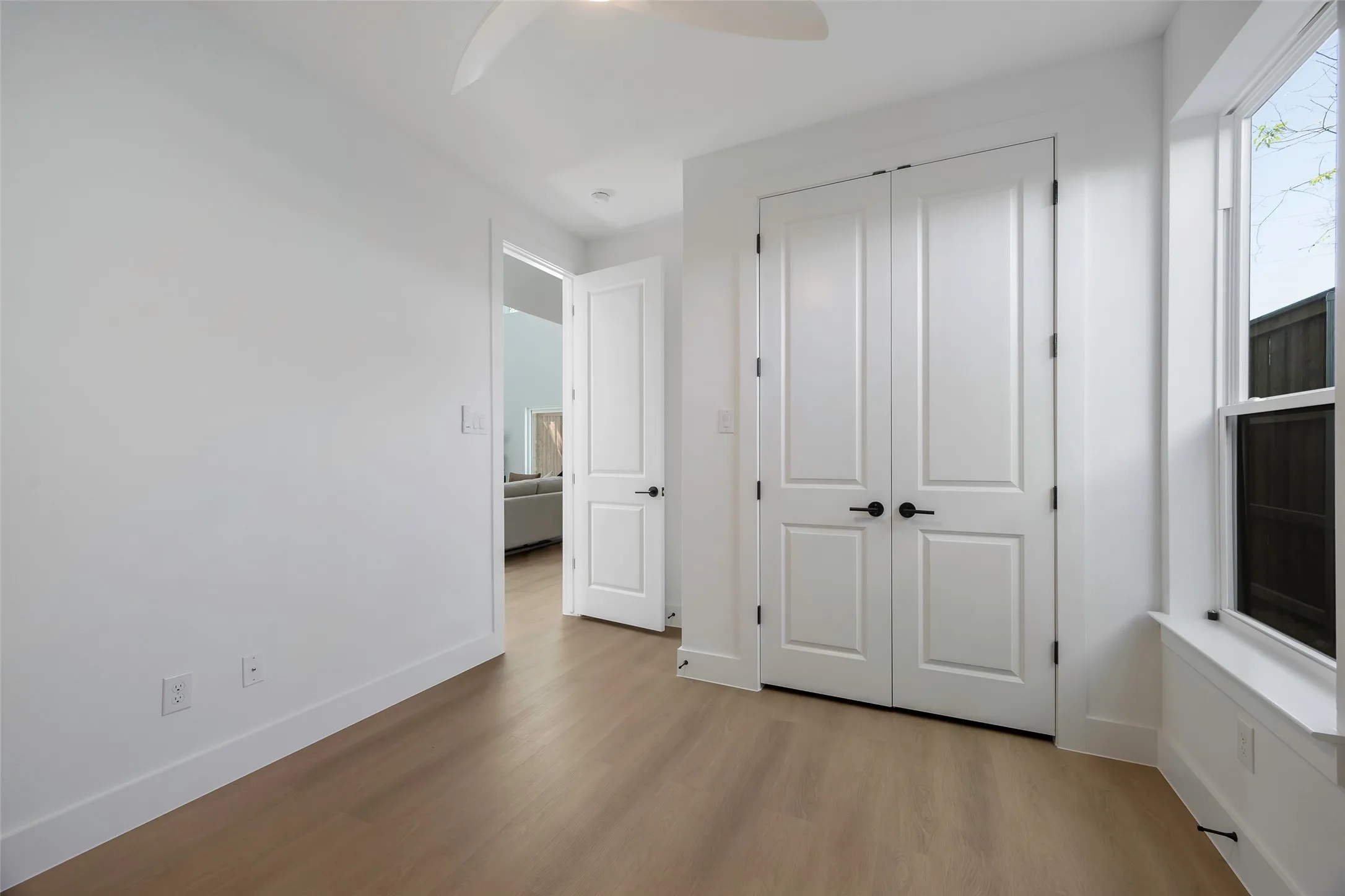Single Family Residence For Sale in Dallas County , 459 Hart Street, Dallas, Texas 75203, 4 Bedroom, 3 Bathroom, 2 Garage spaces, 2,400 Sqft, built in 2025, mls#21381235, Real Estate Agent in Dallas, Homes For Sale in Dallas county, Homes For Sale in Dallas, Realtor in Dallas Texas, Real Estate Brokerage Independent Realty Texas, Luminita Cordes Realtor
