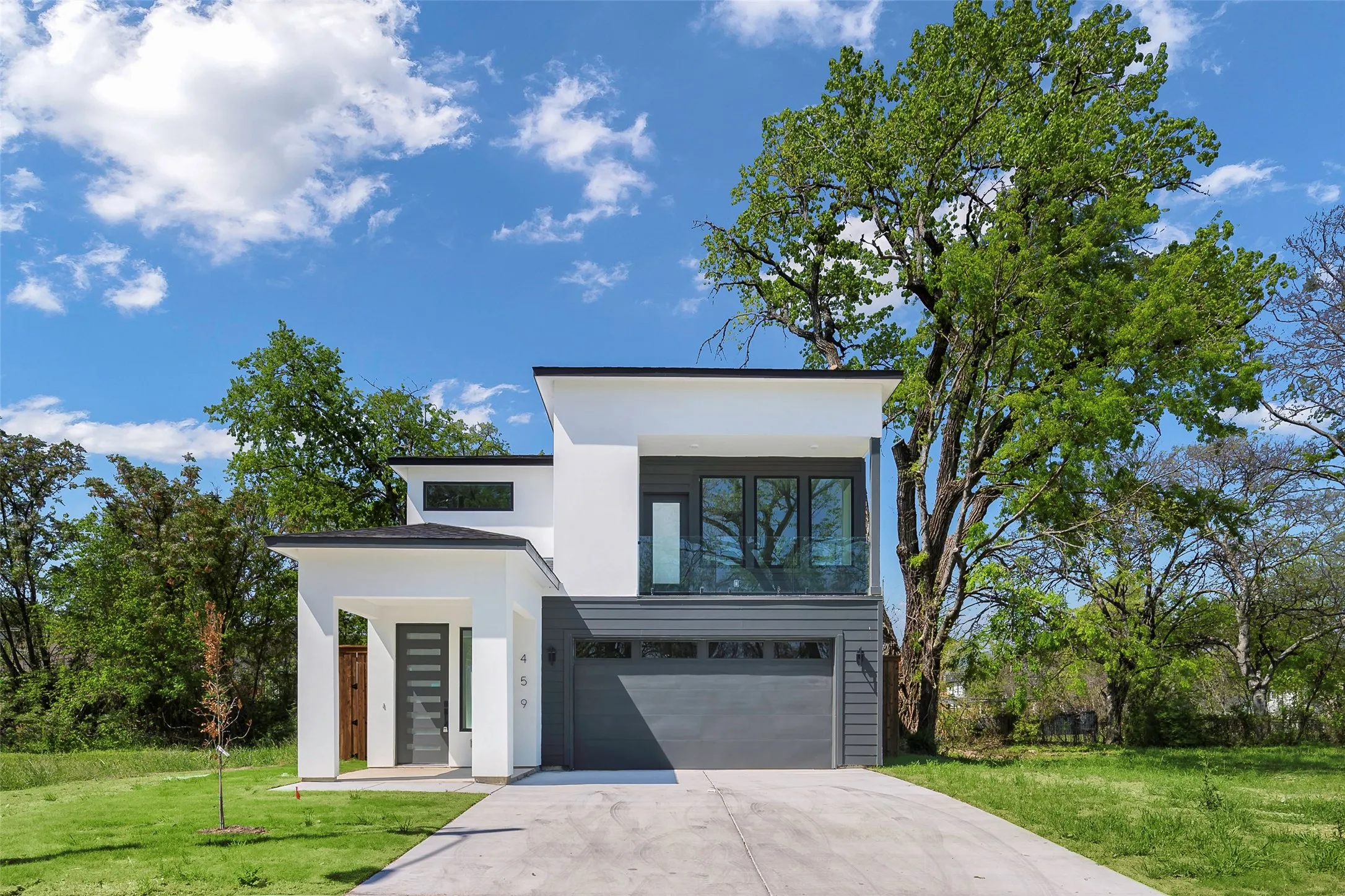 Single Family Residence For Sale in Dallas County , 459 Hart Street, Dallas, Texas 75203, 4 Bedroom, 3 Bathroom, 2 Garage spaces, 2,400 Sqft, built in 2025, mls#21381235, Real Estate Agent in Dallas, Homes For Sale in Dallas county, Homes For Sale in Dallas, Realtor in Dallas Texas, Real Estate Brokerage Independent Realty Texas, Luminita Cordes Realtor