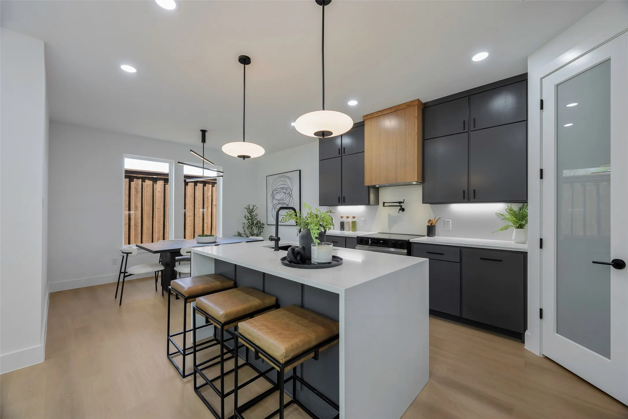 Single Family Residence For Sale in Dallas County , 459 Hart Street, Dallas, Texas 75203, 4 Bedroom, 3 Bathroom, 2 Garage spaces, 2,400 Sqft, built in 2025, mls#21381235, Real Estate Agent in Dallas, Homes For Sale in Dallas county, Homes For Sale in Dallas, Realtor in Dallas Texas, Real Estate Brokerage Independent Realty Texas, Luminita Cordes Realtor