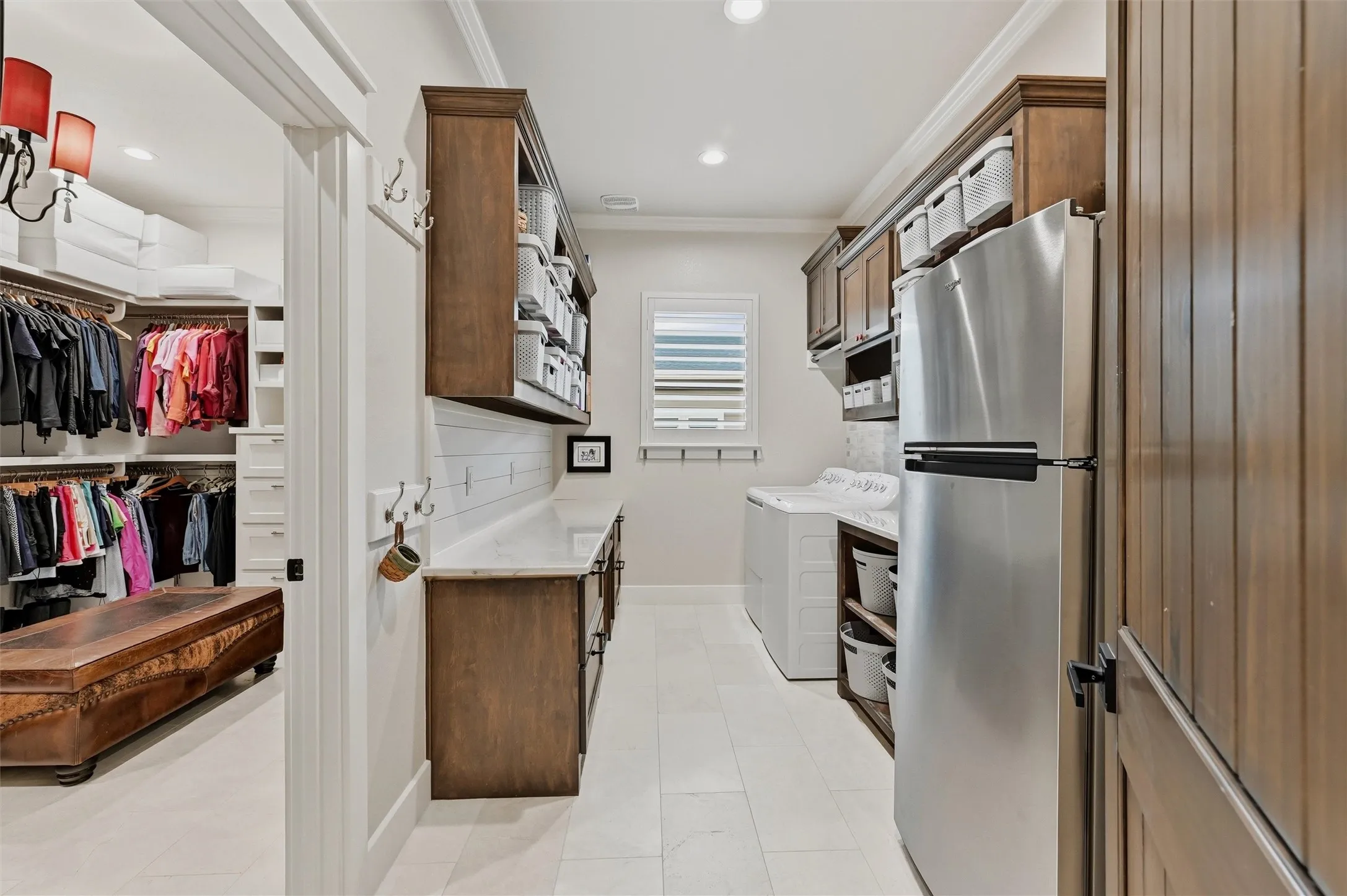 Single Family Residence For Sale in Cooke County , 613 Kiowa Drive W, Lake Kiowa, Texas 76240, 4 Bedroom, 5 Bathroom, 2 Garage spaces, 3,653 Sqft, built in 2021, mls#21381181, Real Estate Agent in Lake Kiowa, Homes For Sale in Cooke county, Homes For Sale in Lake Kiowa, Realtor in Lake Kiowa Texas, Real Estate Brokerage Independent Realty Texas, Luminita Cordes Realtor