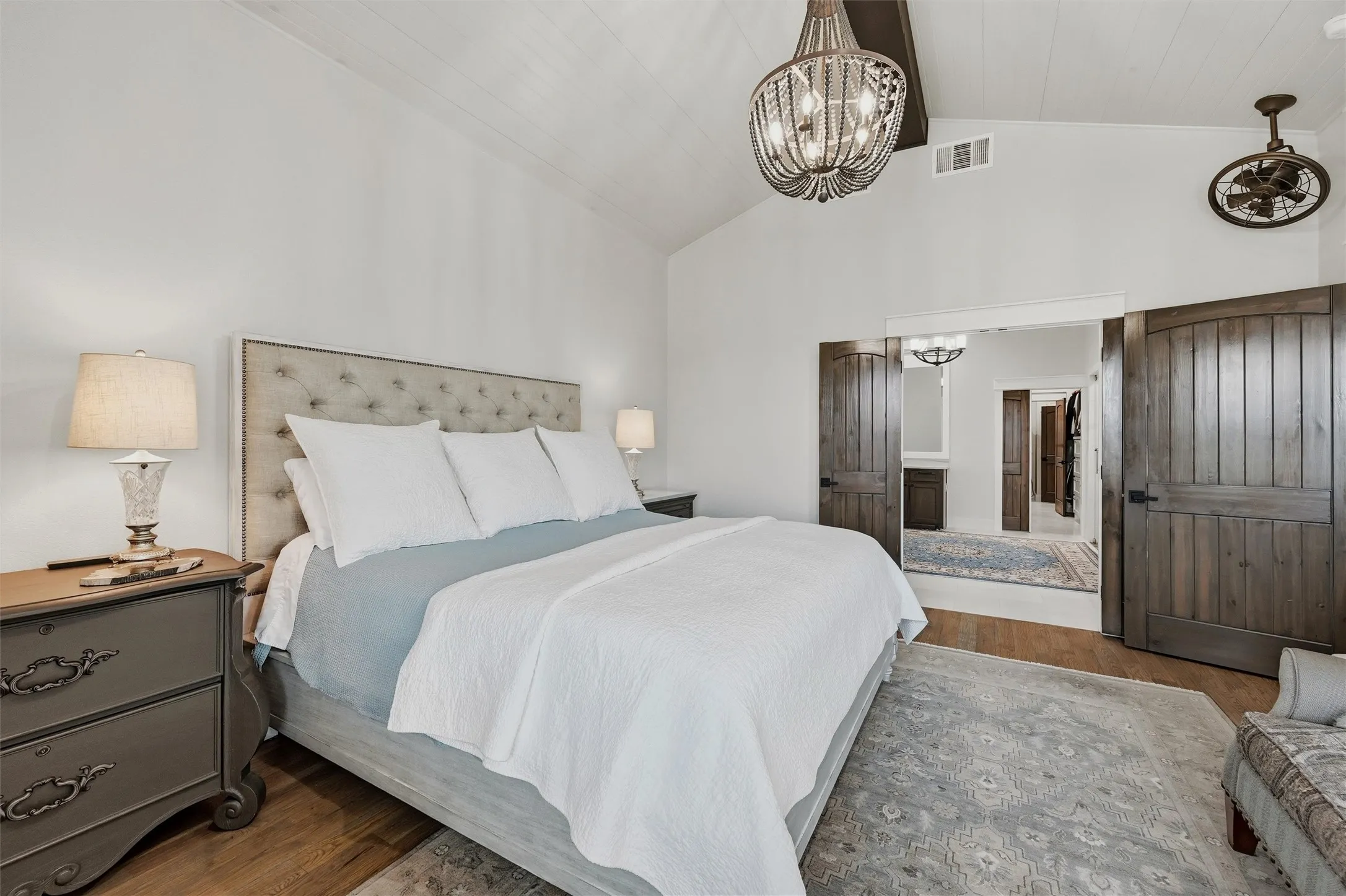 Single Family Residence For Sale in Cooke County , 613 Kiowa Drive W, Lake Kiowa, Texas 76240, 4 Bedroom, 5 Bathroom, 2 Garage spaces, 3,653 Sqft, built in 2021, mls#21381181, Real Estate Agent in Lake Kiowa, Homes For Sale in Cooke county, Homes For Sale in Lake Kiowa, Realtor in Lake Kiowa Texas, Real Estate Brokerage Independent Realty Texas, Luminita Cordes Realtor