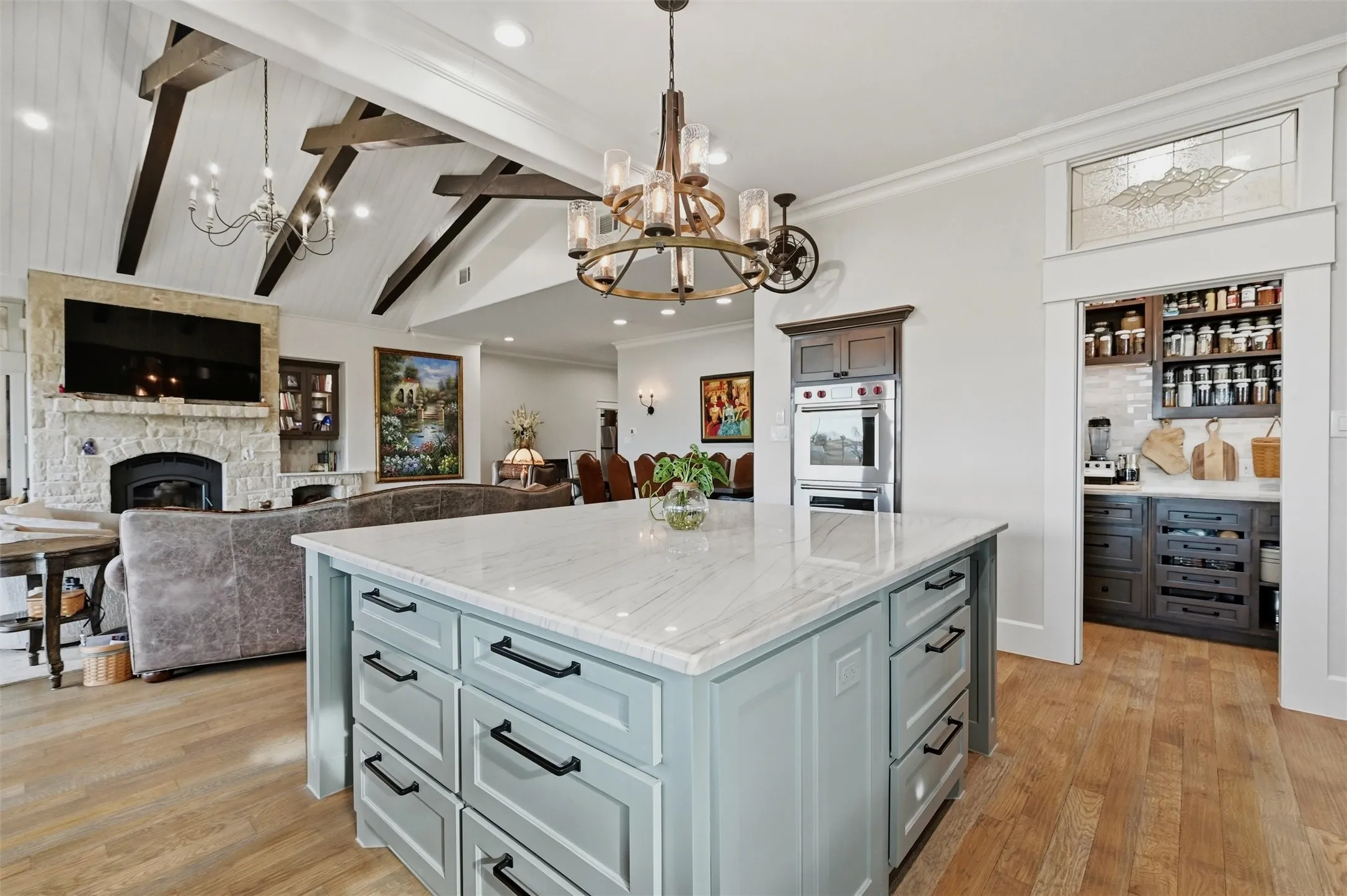 Single Family Residence For Sale in Cooke County , 613 Kiowa Drive W, Lake Kiowa, Texas 76240, 4 Bedroom, 5 Bathroom, 2 Garage spaces, 3,653 Sqft, built in 2021, mls#21381181, Real Estate Agent in Lake Kiowa, Homes For Sale in Cooke county, Homes For Sale in Lake Kiowa, Realtor in Lake Kiowa Texas, Real Estate Brokerage Independent Realty Texas, Luminita Cordes Realtor