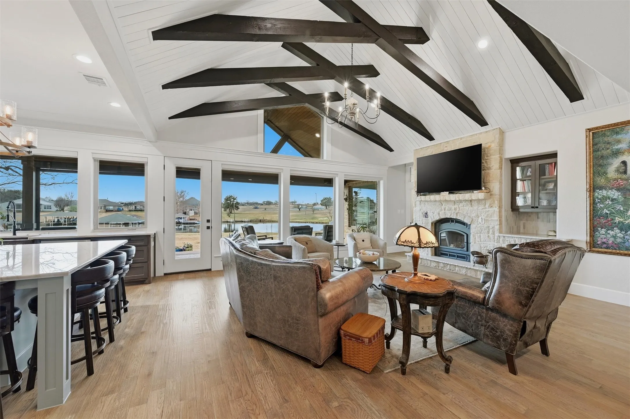 Single Family Residence For Sale in Cooke County , 613 Kiowa Drive W, Lake Kiowa, Texas 76240, 4 Bedroom, 5 Bathroom, 2 Garage spaces, 3,653 Sqft, built in 2021, mls#21381181, Real Estate Agent in Lake Kiowa, Homes For Sale in Cooke county, Homes For Sale in Lake Kiowa, Realtor in Lake Kiowa Texas, Real Estate Brokerage Independent Realty Texas, Luminita Cordes Realtor