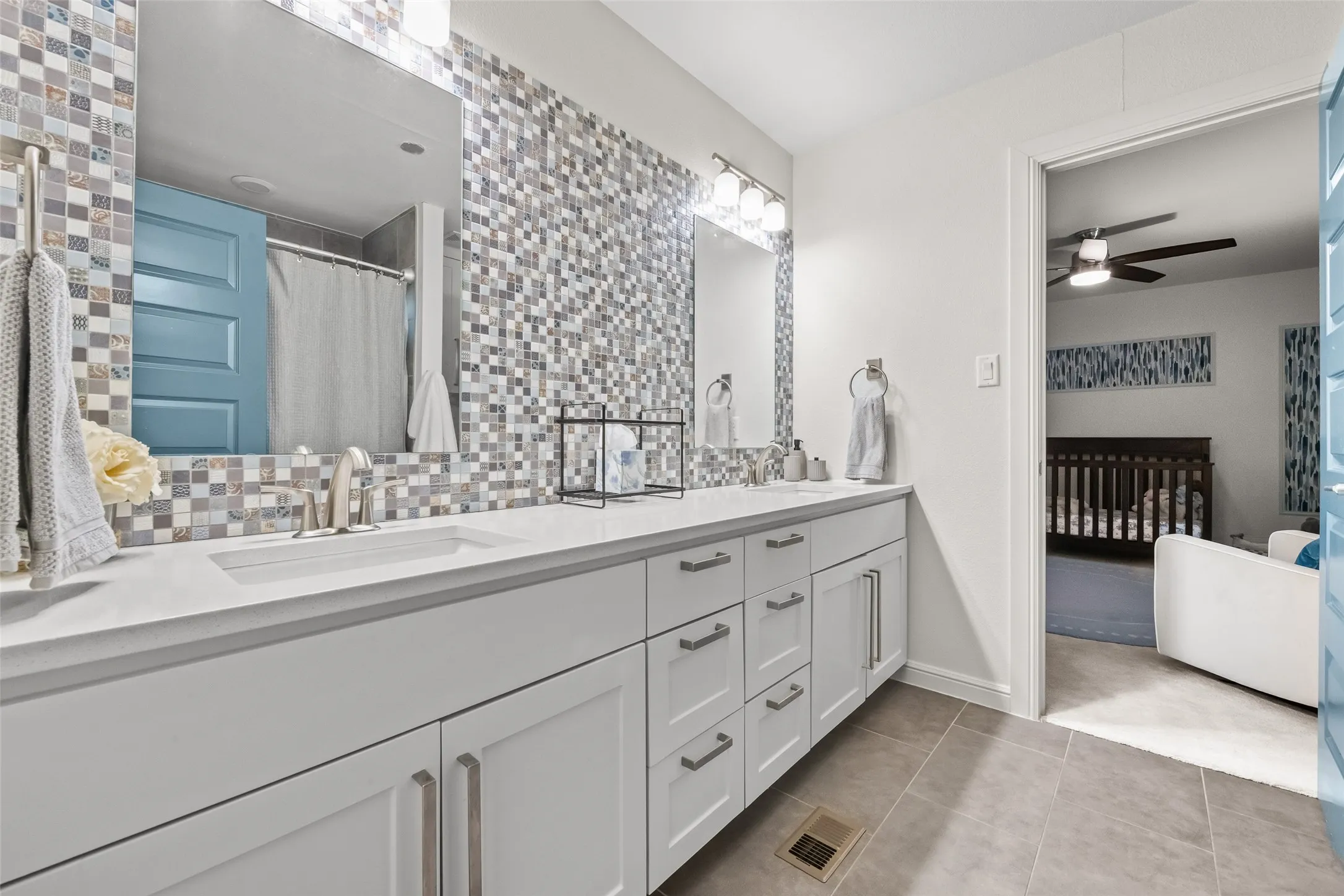 Single Family Residence For Sale in Tarrant County , 6500 Dakar Road W, Fort Worth, Texas 76116, 4 Bedroom, 4 Bathroom, 2 Garage spaces, 2,977 Sqft, built in 1961, mls#21374890, Real Estate Agent in Fort Worth, Homes For Sale in Tarrant county, Homes For Sale in Fort Worth, Realtor in Fort Worth Texas, Real Estate Brokerage Independent Realty Texas, Luminita Cordes Realtor