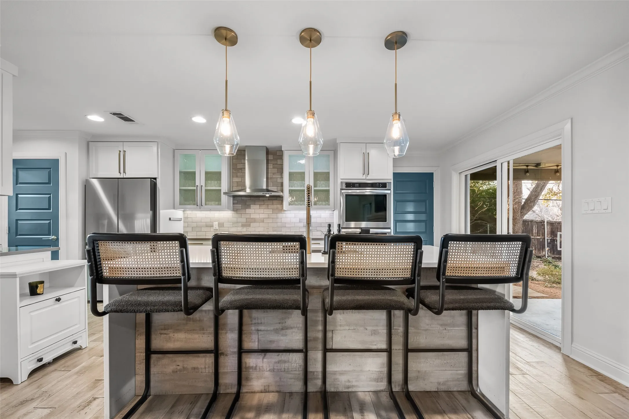 Single Family Residence For Sale in Tarrant County , 6500 Dakar Road W, Fort Worth, Texas 76116, 4 Bedroom, 4 Bathroom, 2 Garage spaces, 2,977 Sqft, built in 1961, mls#21374890, Real Estate Agent in Fort Worth, Homes For Sale in Tarrant county, Homes For Sale in Fort Worth, Realtor in Fort Worth Texas, Real Estate Brokerage Independent Realty Texas, Luminita Cordes Realtor