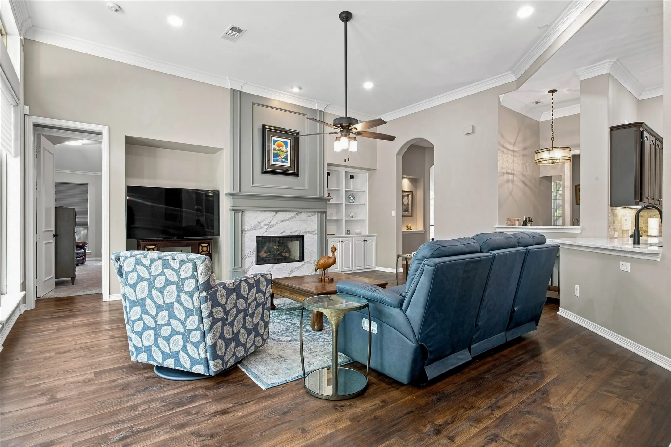 Single Family Residence For Sale in Denton County , 2105 Heather Ridge Court, Flower Mound, Texas 75028, 4 Bedroom, 3 Bathroom, 3 Garage spaces, 3,490 Sqft, built in 1999, mls#21375481, Real Estate Agent in Flower Mound, Homes For Sale in Denton county, Homes For Sale in Flower Mound, Realtor in Flower Mound Texas, Real Estate Brokerage Independent Realty Texas, Luminita Cordes Realtor