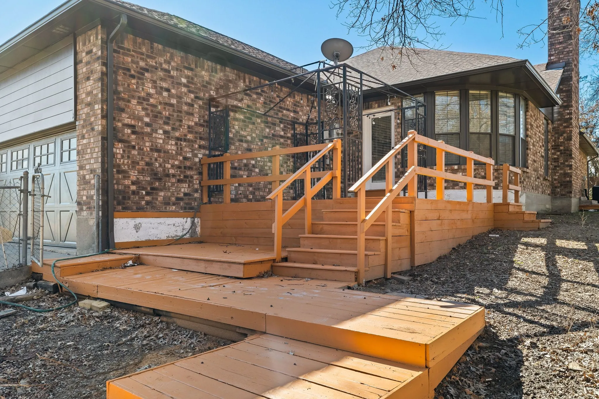 Single Family Residence For Rent in Collin County , 2110 S Mcdonald Street, Mc Kinney, Texas 75069, 3 Bedroom, 2 Bathroom, 2 Garage spaces, 1,980 Sqft, built in 1981, mls#21381072, Real Estate Agent in Mc Kinney, Homes For Rent in Collin county, Homes For Rent in Mc Kinney, Realtor in Mc Kinney Texas, Real Estate Brokerage Independent Realty Texas, Luminita Cordes Realtor