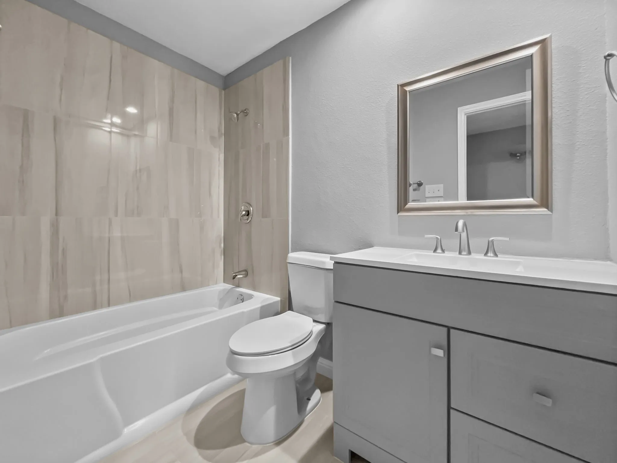 Single Family Residence For Rent in Dallas County , 6210 Glenmoor Drive, Garland, Texas 75043, 3 Bedroom, 2 Bathroom, Garage spaces, 1,983 Sqft, built in 1977, mls#21381260, Real Estate Agent in Garland, Homes For Rent in Dallas county, Homes For Rent in Garland, Realtor in Garland Texas, Real Estate Brokerage Independent Realty Texas, Luminita Cordes Realtor