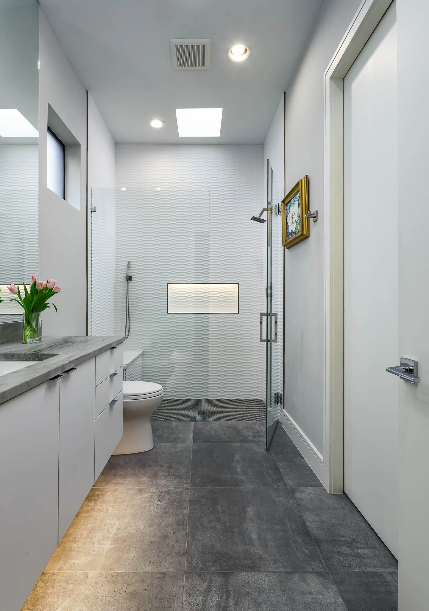 Secondary bathroom