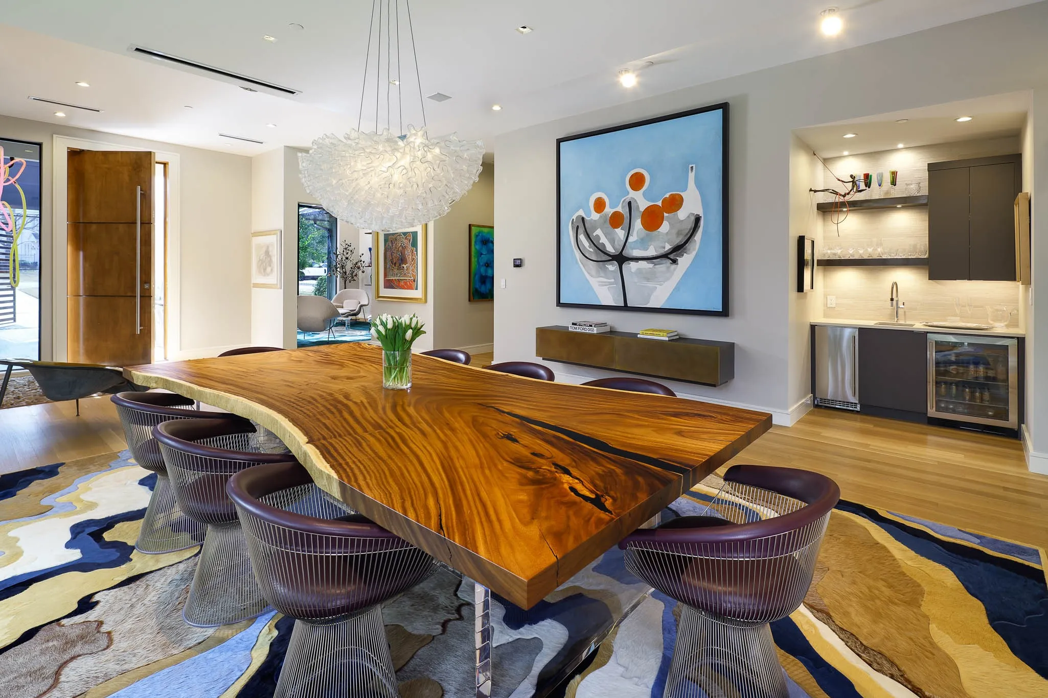Formal Dining room with wet bar