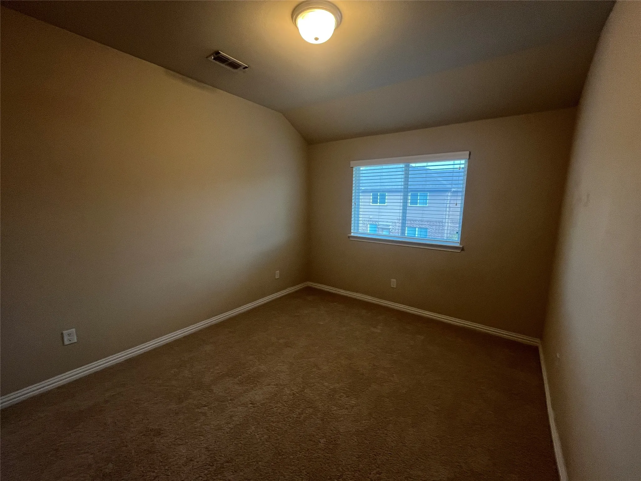 Townhouse For Rent in Denton County , 250 Barrington Lane, Lewisville, Texas 75067, 3 Bedroom, 3 Bathroom, 2 Garage spaces, 1,665 Sqft, built in 2014, mls#21381274, Real Estate Agent in Lewisville, Homes For Rent in Denton county, Homes For Rent in Lewisville, Realtor in Lewisville Texas, Real Estate Brokerage Independent Realty Texas, Luminita Cordes Realtor