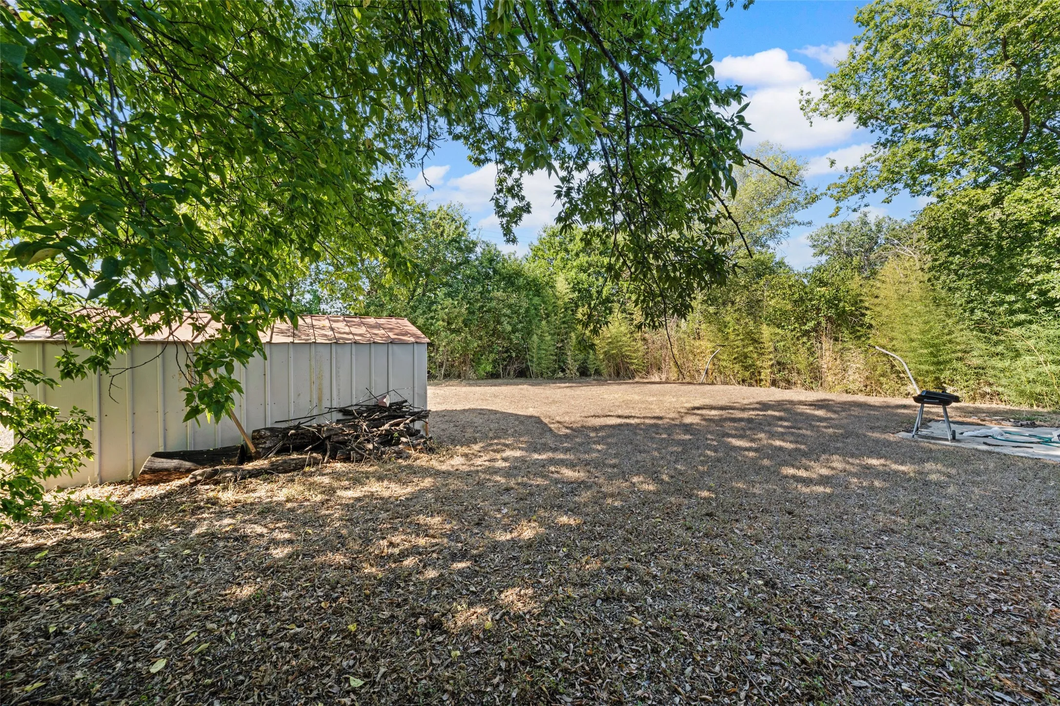 Single Family Residence For Sale in Coryell County , 914 Randa Street, Copperas Cove, Texas 76522, 3 Bedroom, 2 Bathroom, Garage spaces, 1,524 Sqft, built in 1973, mls#21381239, Real Estate Agent in Copperas Cove, Homes For Sale in Coryell county, Homes For Sale in Copperas Cove, Realtor in Copperas Cove Texas, Real Estate Brokerage Independent Realty Texas, Luminita Cordes Realtor