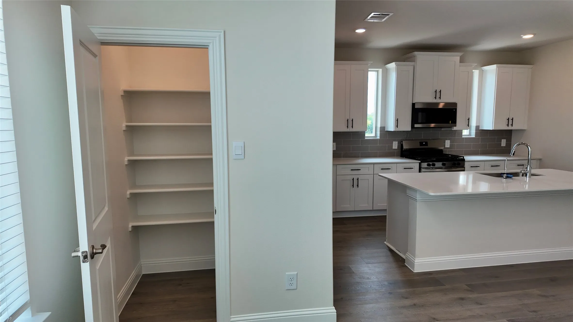 Single Family Residence For Rent in Collin County , 8801 Shoppers Lane, Plano, Texas 75024, 4 Bedroom, 4 Bathroom, 2 Garage spaces, 1,727 Sqft, built in 2026, mls#21381179, Real Estate Agent in Plano, Homes For Rent in Collin county, Homes For Rent in Plano, Realtor in Plano Texas, Real Estate Brokerage Independent Realty Texas, Luminita Cordes Realtor