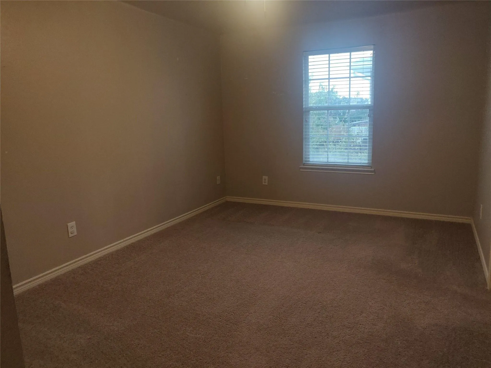 Single Family Residence For Rent in Collin County , 1426 Kingsley Drive, Allen, Texas 75013, 4 Bedroom, 3 Bathroom, 2 Garage spaces, 2,859 Sqft, built in 2002, mls#21381286, Real Estate Agent in Allen, Homes For Rent in Collin county, Homes For Rent in Allen, Realtor in Allen Texas, Real Estate Brokerage Independent Realty Texas, Luminita Cordes Realtor