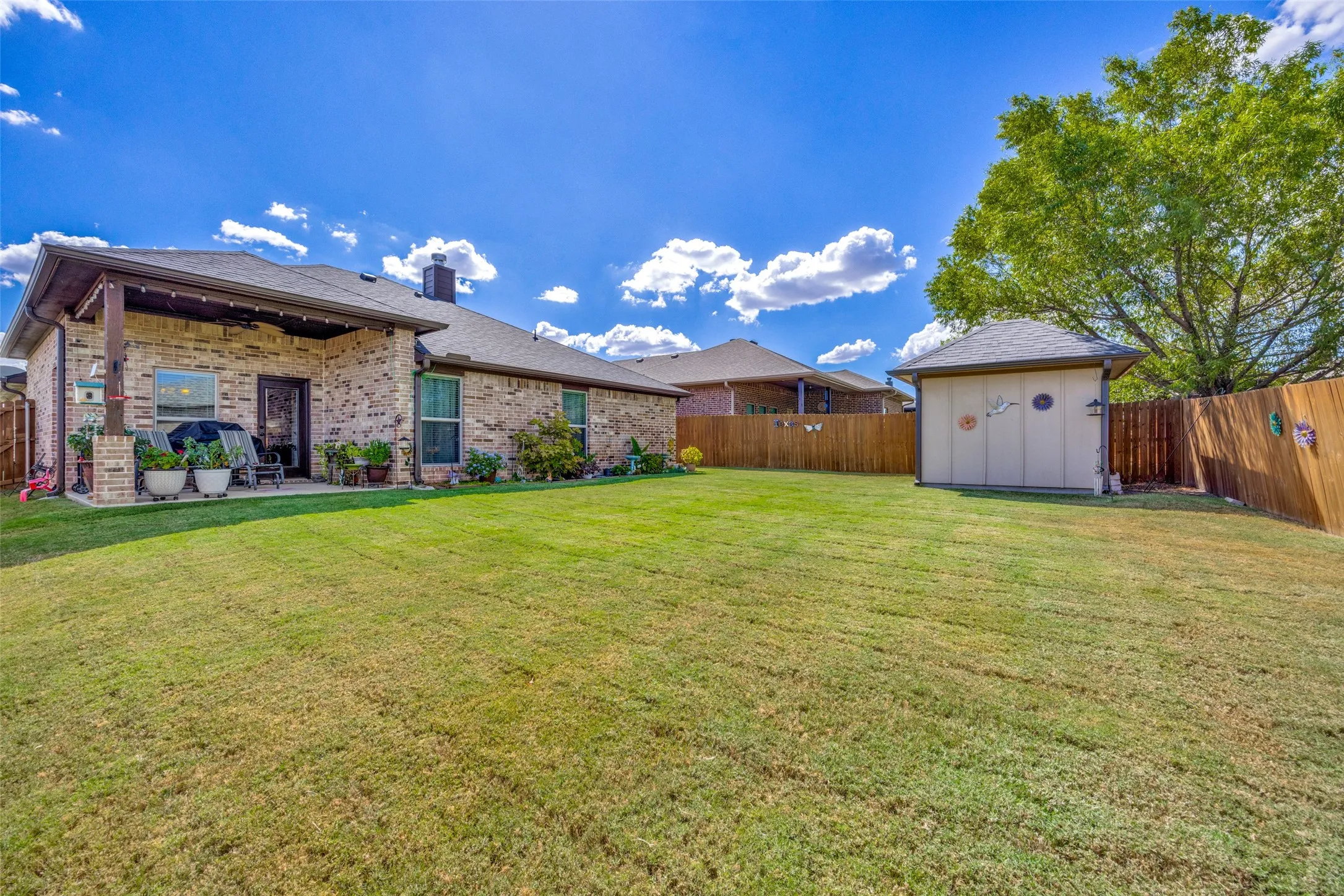 Single Family Residence For Sale in Grayson County , 3421 Hanan Street, Sherman, Texas 75092, 3 Bedroom, 2 Bathroom, 2 Garage spaces, 1,733 Sqft, built in 2018, mls#21378689, Real Estate Agent in Sherman, Homes For Sale in Grayson county, Homes For Sale in Sherman, Realtor in Sherman Texas, Real Estate Brokerage Independent Realty Texas, Luminita Cordes Realtor