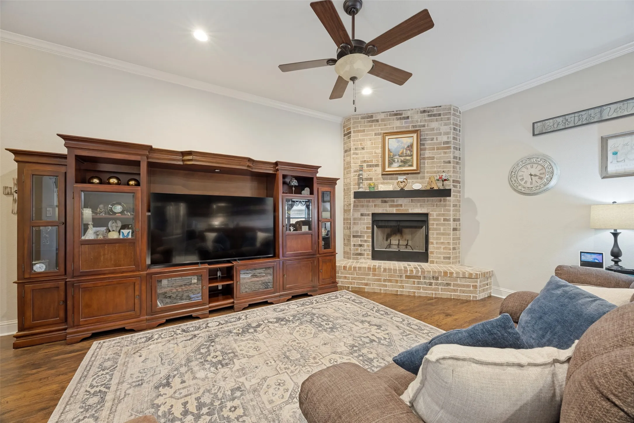 Single Family Residence For Sale in Grayson County , 3421 Hanan Street, Sherman, Texas 75092, 3 Bedroom, 2 Bathroom, 2 Garage spaces, 1,733 Sqft, built in 2018, mls#21378689, Real Estate Agent in Sherman, Homes For Sale in Grayson county, Homes For Sale in Sherman, Realtor in Sherman Texas, Real Estate Brokerage Independent Realty Texas, Luminita Cordes Realtor
