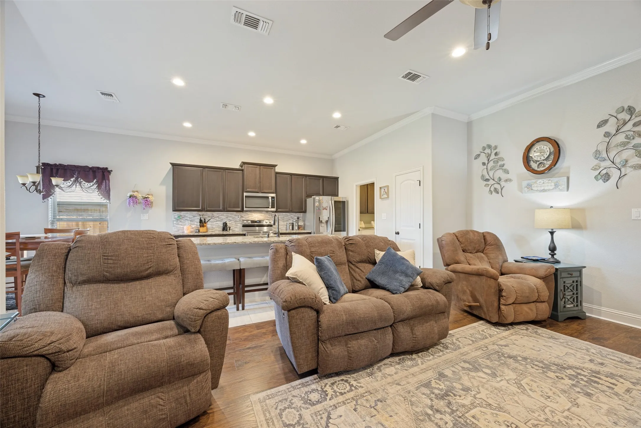 Single Family Residence For Sale in Grayson County , 3421 Hanan Street, Sherman, Texas 75092, 3 Bedroom, 2 Bathroom, 2 Garage spaces, 1,733 Sqft, built in 2018, mls#21378689, Real Estate Agent in Sherman, Homes For Sale in Grayson county, Homes For Sale in Sherman, Realtor in Sherman Texas, Real Estate Brokerage Independent Realty Texas, Luminita Cordes Realtor