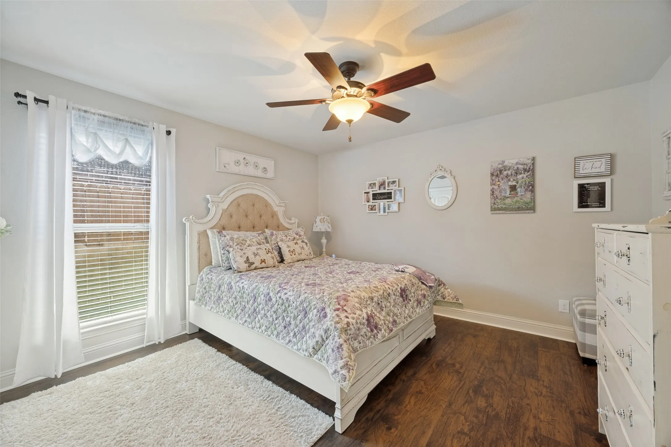 Single Family Residence For Sale in Grayson County , 3421 Hanan Street, Sherman, Texas 75092, 3 Bedroom, 2 Bathroom, 2 Garage spaces, 1,733 Sqft, built in 2018, mls#21378689, Real Estate Agent in Sherman, Homes For Sale in Grayson county, Homes For Sale in Sherman, Realtor in Sherman Texas, Real Estate Brokerage Independent Realty Texas, Luminita Cordes Realtor