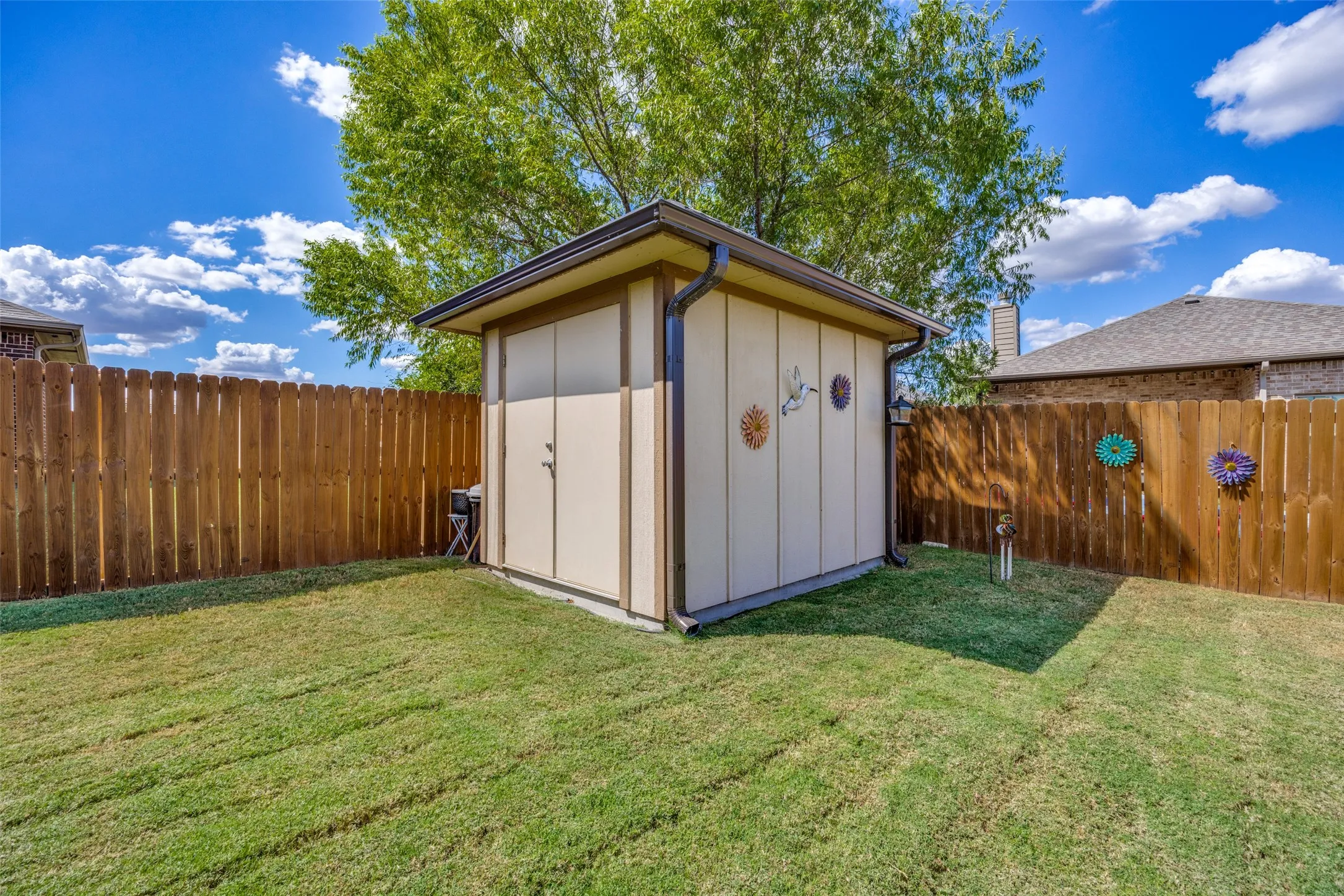 Single Family Residence For Sale in Grayson County , 3421 Hanan Street, Sherman, Texas 75092, 3 Bedroom, 2 Bathroom, 2 Garage spaces, 1,733 Sqft, built in 2018, mls#21378689, Real Estate Agent in Sherman, Homes For Sale in Grayson county, Homes For Sale in Sherman, Realtor in Sherman Texas, Real Estate Brokerage Independent Realty Texas, Luminita Cordes Realtor
