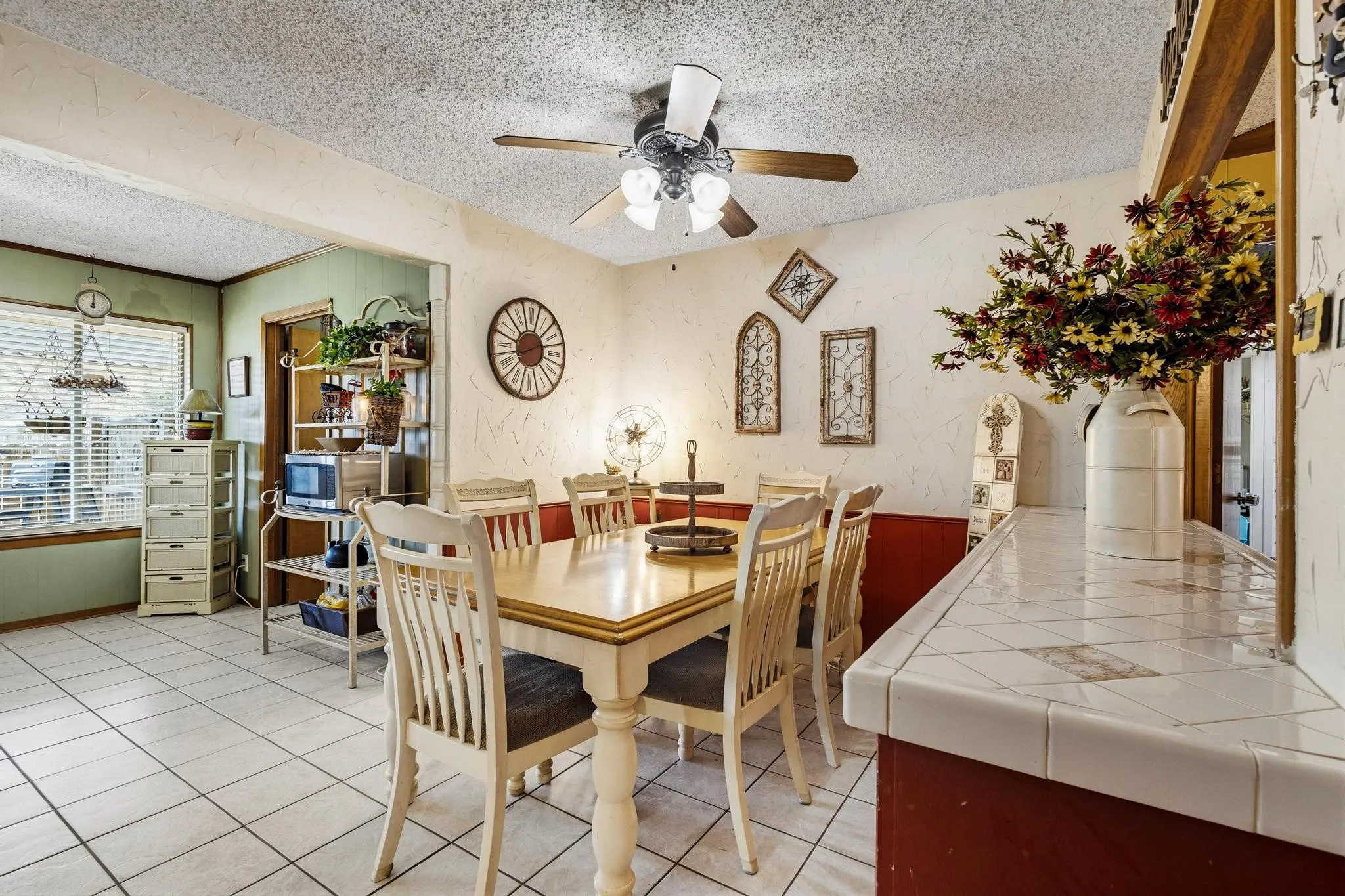 Single Family Residence For Sale in Collin County , 3802 County Road 429, Anna, Texas 75409, 3 Bedroom, 2 Bathroom, 3 Garage spaces, 2,015 Sqft, built in 1981, mls#21380310, Real Estate Agent in Anna, Homes For Sale in Collin county, Homes For Sale in Anna, Realtor in Anna Texas, Real Estate Brokerage Independent Realty Texas, Luminita Cordes Realtor