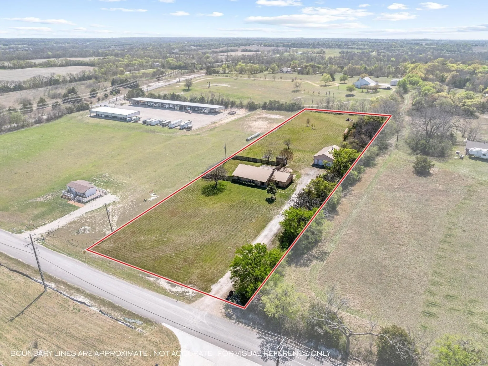 Single Family Residence For Sale in Collin County , 3802 County Road 429, Anna, Texas 75409, 3 Bedroom, 2 Bathroom, 3 Garage spaces, 2,015 Sqft, built in 1981, mls#21380310, Real Estate Agent in Anna, Homes For Sale in Collin county, Homes For Sale in Anna, Realtor in Anna Texas, Real Estate Brokerage Independent Realty Texas, Luminita Cordes Realtor