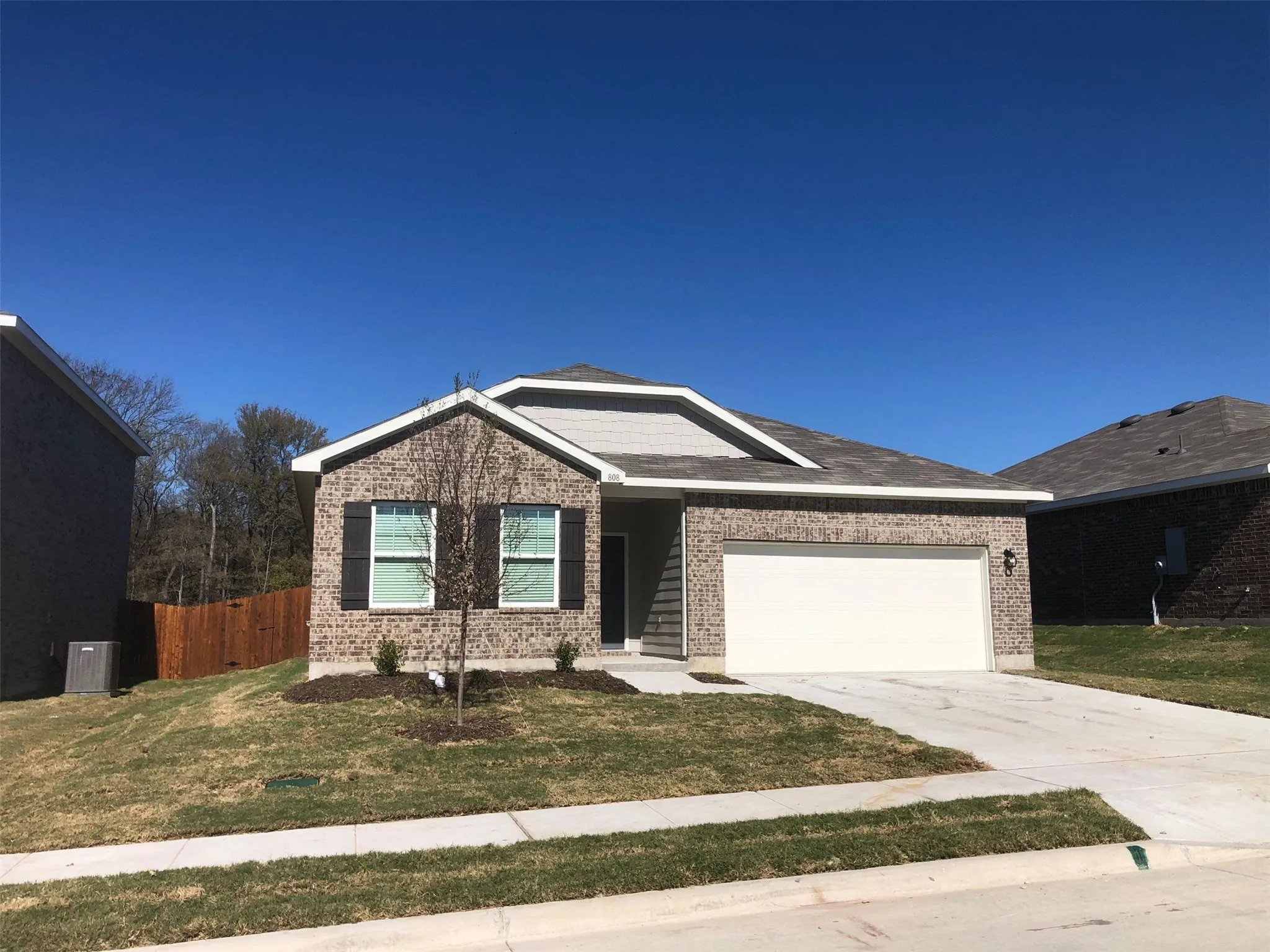 Single Family Residence For Rent in Collin County , 808 Juniper Street, Anna, Texas 75409, 3 Bedroom, 2 Bathroom, 2 Garage spaces, 1,699 Sqft, built in 2021, mls#21378432, Real Estate Agent in Anna, Homes For Rent in Collin county, Homes For Rent in Anna, Realtor in Anna Texas, Real Estate Brokerage Independent Realty Texas, Luminita Cordes Realtor