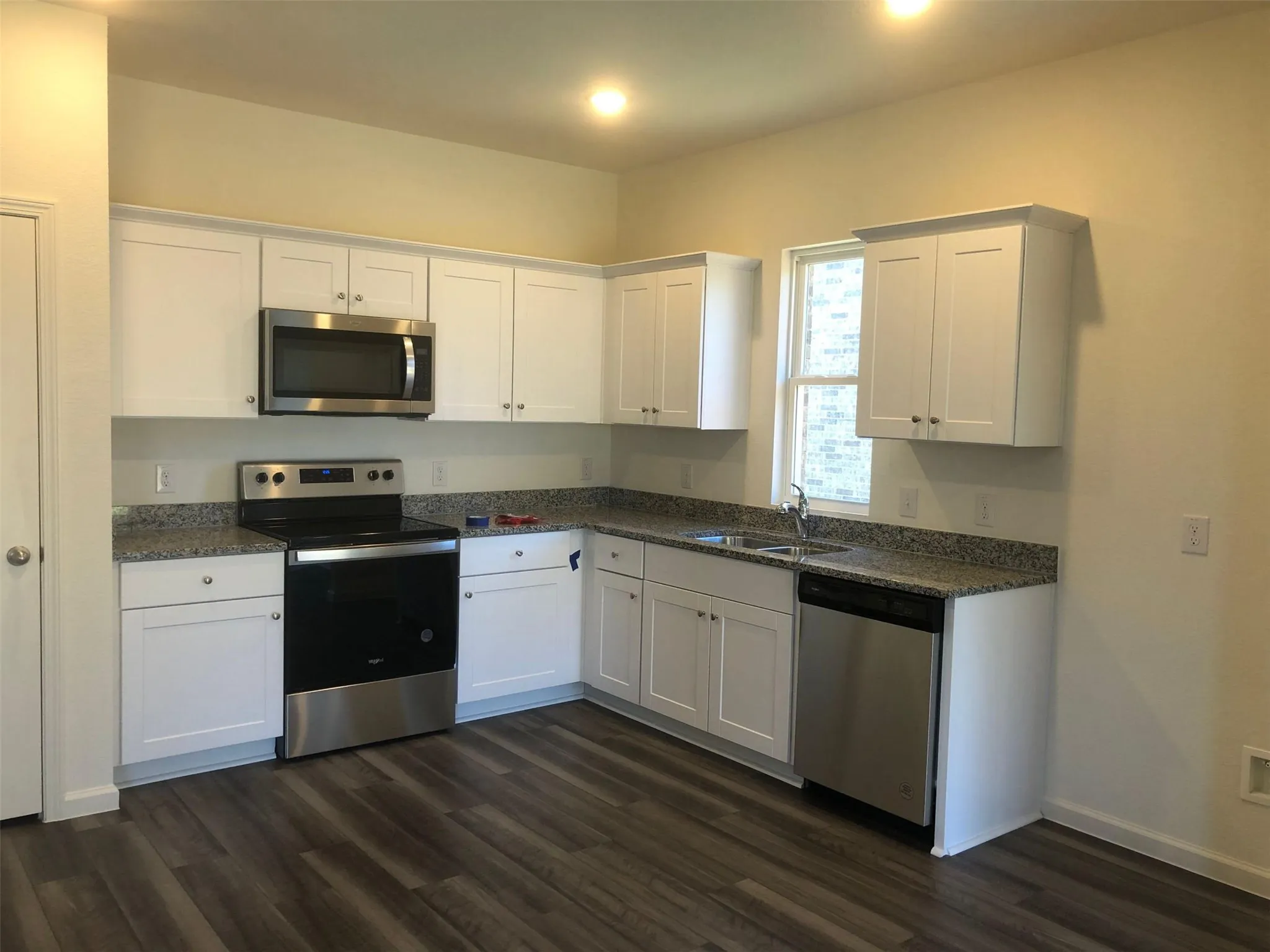 Single Family Residence For Rent in Collin County , 808 Juniper Street, Anna, Texas 75409, 3 Bedroom, 2 Bathroom, 2 Garage spaces, 1,699 Sqft, built in 2021, mls#21378432, Real Estate Agent in Anna, Homes For Rent in Collin county, Homes For Rent in Anna, Realtor in Anna Texas, Real Estate Brokerage Independent Realty Texas, Luminita Cordes Realtor