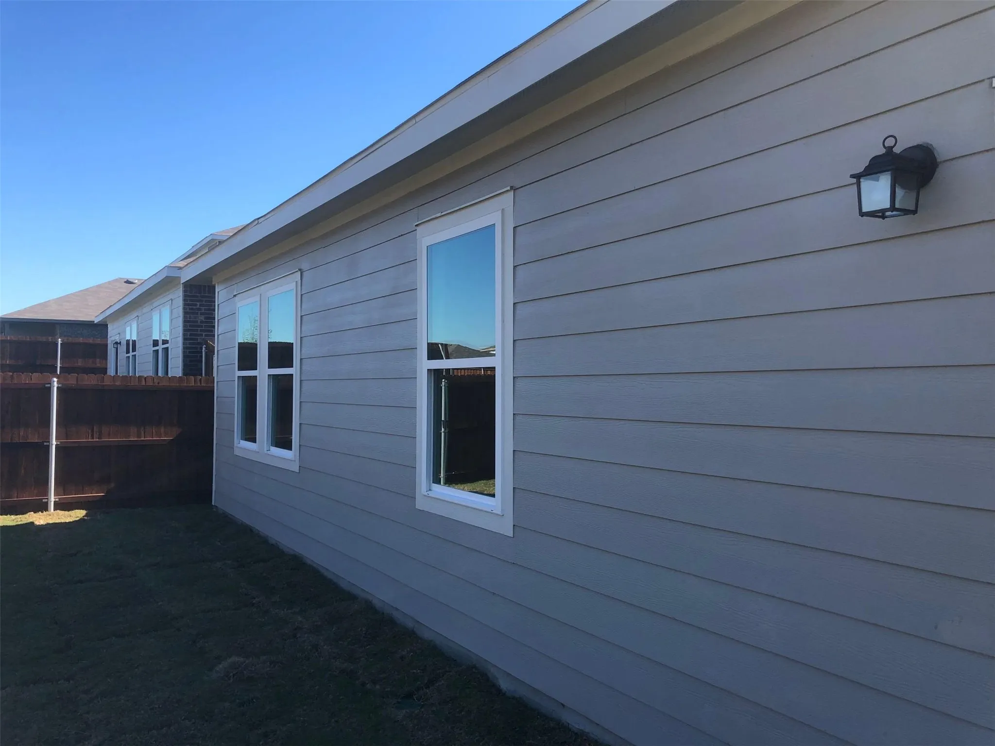 Single Family Residence For Rent in Collin County , 808 Juniper Street, Anna, Texas 75409, 3 Bedroom, 2 Bathroom, 2 Garage spaces, 1,699 Sqft, built in 2021, mls#21378432, Real Estate Agent in Anna, Homes For Rent in Collin county, Homes For Rent in Anna, Realtor in Anna Texas, Real Estate Brokerage Independent Realty Texas, Luminita Cordes Realtor