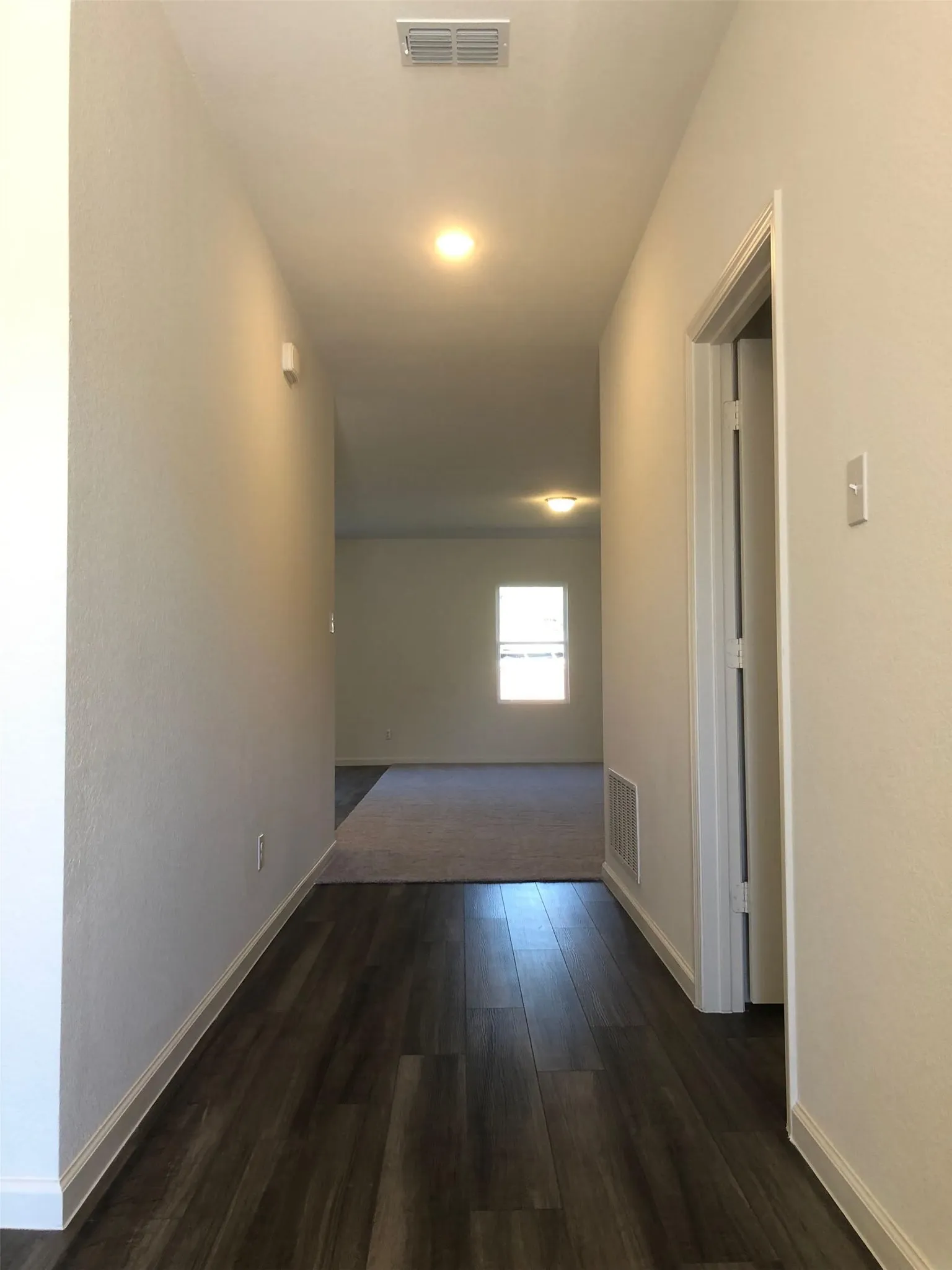 Single Family Residence For Rent in Collin County , 808 Juniper Street, Anna, Texas 75409, 3 Bedroom, 2 Bathroom, 2 Garage spaces, 1,699 Sqft, built in 2021, mls#21378432, Real Estate Agent in Anna, Homes For Rent in Collin county, Homes For Rent in Anna, Realtor in Anna Texas, Real Estate Brokerage Independent Realty Texas, Luminita Cordes Realtor