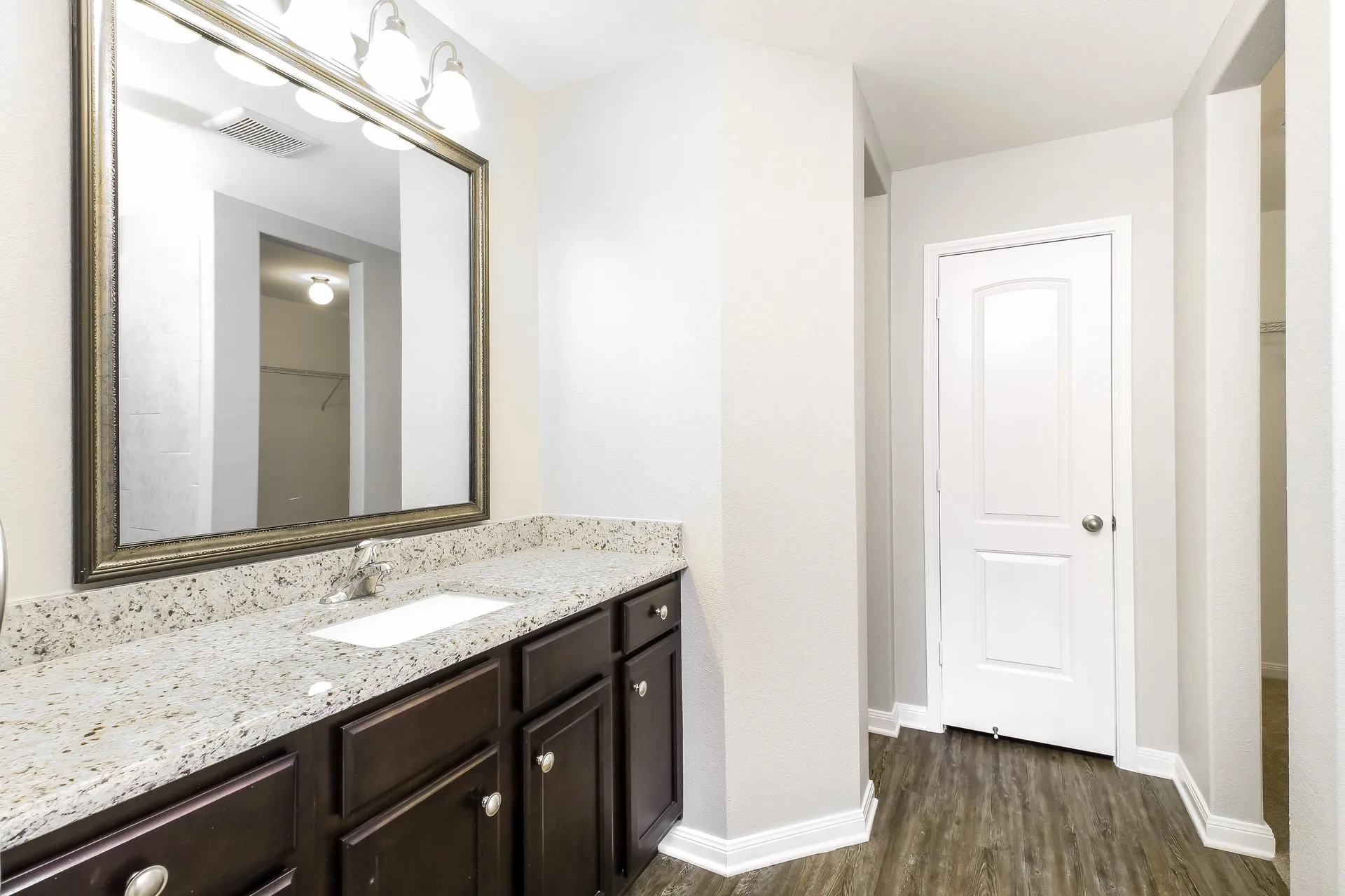 Single Family Residence For Rent in Kaufman County , 4122 Perch Drive, Forney, Texas 75126, 3 Bedroom, 3 Bathroom, 2 Garage spaces, 1,643 Sqft, built in 2019, mls#21381300, Real Estate Agent in Forney, Homes For Rent in Kaufman county, Homes For Rent in Forney, Realtor in Forney Texas, Real Estate Brokerage Independent Realty Texas, Luminita Cordes Realtor