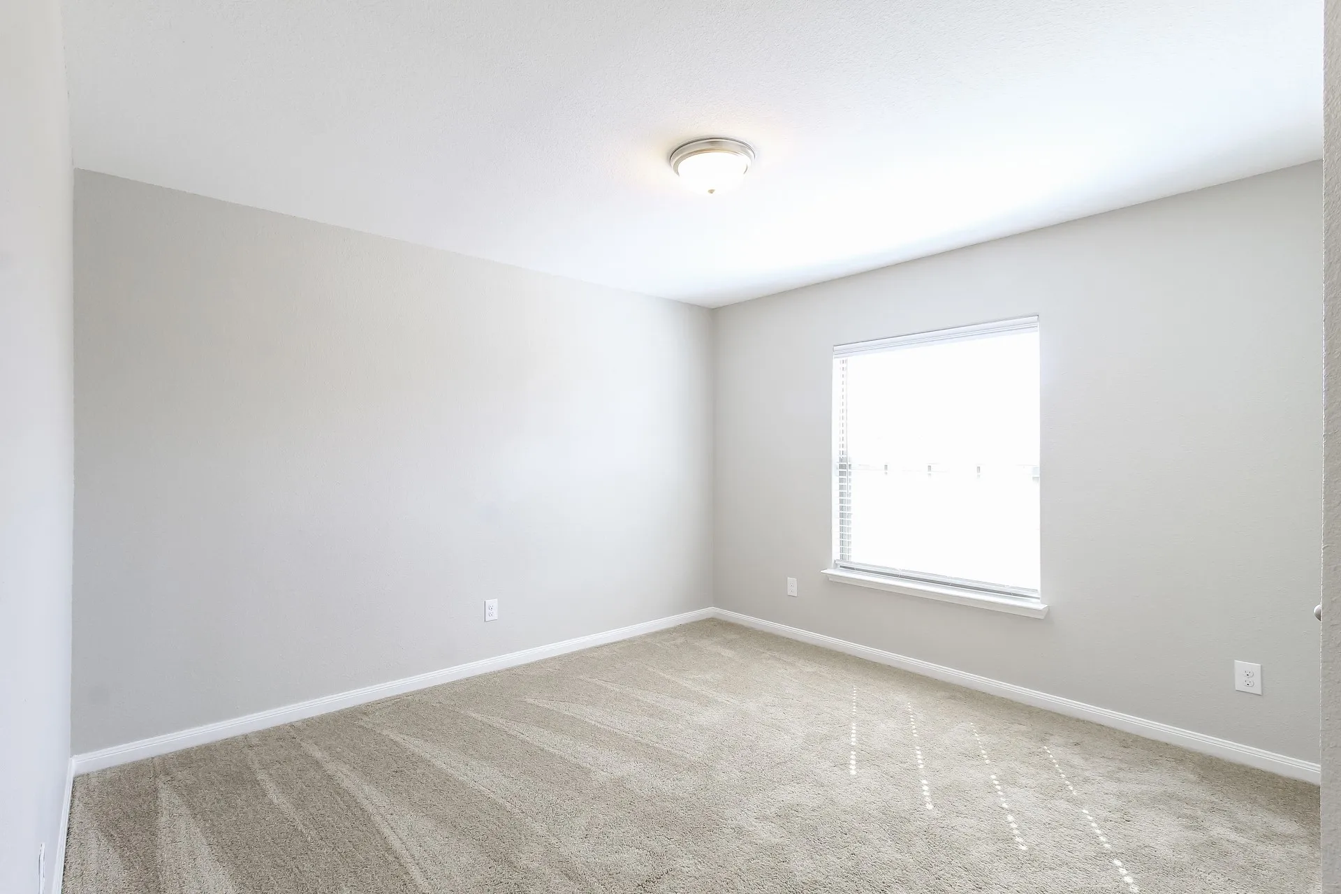 Single Family Residence For Rent in Kaufman County , 4122 Perch Drive, Forney, Texas 75126, 3 Bedroom, 3 Bathroom, 2 Garage spaces, 1,643 Sqft, built in 2019, mls#21381300, Real Estate Agent in Forney, Homes For Rent in Kaufman county, Homes For Rent in Forney, Realtor in Forney Texas, Real Estate Brokerage Independent Realty Texas, Luminita Cordes Realtor