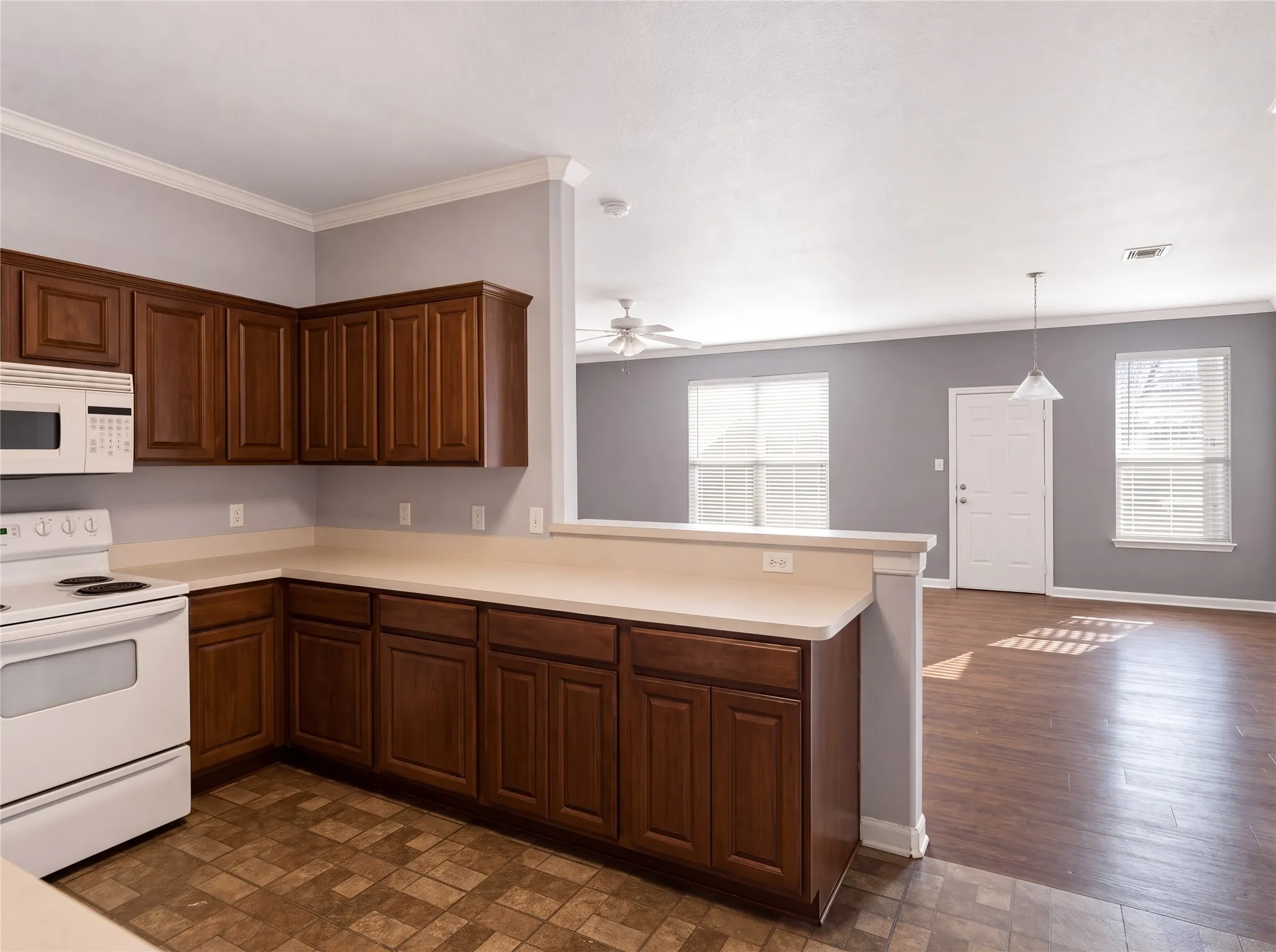 Duplex For Rent in Collin County , 2400 18th Street *****2402*****, Plano, Texas 75074, 3 Bedroom, 2 Bathroom, 2 Garage spaces, 1,277 Sqft, built in 2006, mls#21381104, Real Estate Agent in Plano, Homes For Rent in Collin county, Homes For Rent in Plano, Realtor in Plano Texas, Real Estate Brokerage Independent Realty Texas, Luminita Cordes Realtor