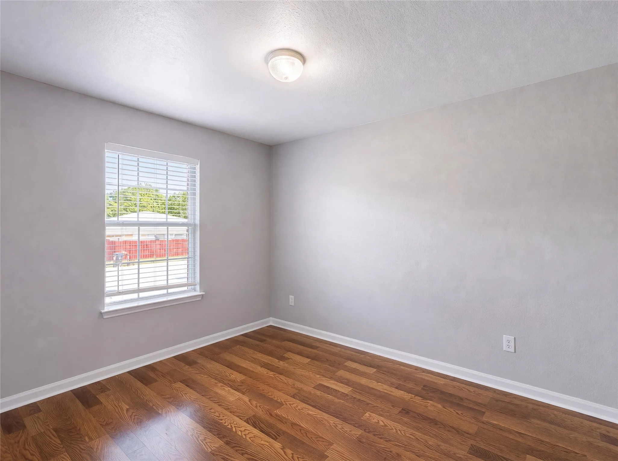 Duplex For Rent in Collin County , 2400 18th Street *****2402*****, Plano, Texas 75074, 3 Bedroom, 2 Bathroom, 2 Garage spaces, 1,277 Sqft, built in 2006, mls#21381104, Real Estate Agent in Plano, Homes For Rent in Collin county, Homes For Rent in Plano, Realtor in Plano Texas, Real Estate Brokerage Independent Realty Texas, Luminita Cordes Realtor