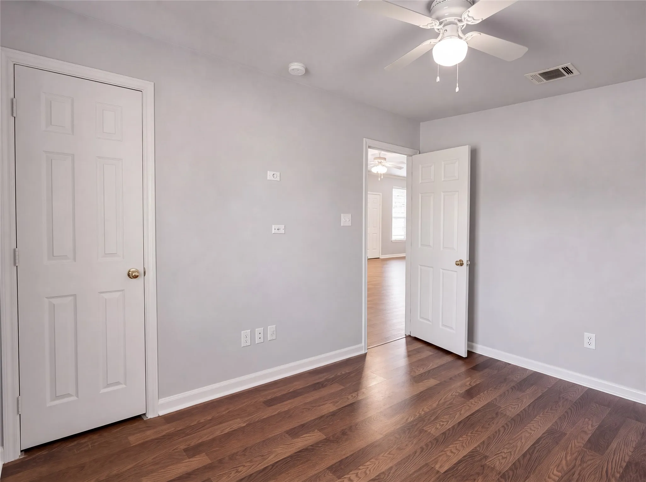 Duplex For Rent in Collin County , 2400 18th Street *****2402*****, Plano, Texas 75074, 3 Bedroom, 2 Bathroom, 2 Garage spaces, 1,277 Sqft, built in 2006, mls#21381104, Real Estate Agent in Plano, Homes For Rent in Collin county, Homes For Rent in Plano, Realtor in Plano Texas, Real Estate Brokerage Independent Realty Texas, Luminita Cordes Realtor
