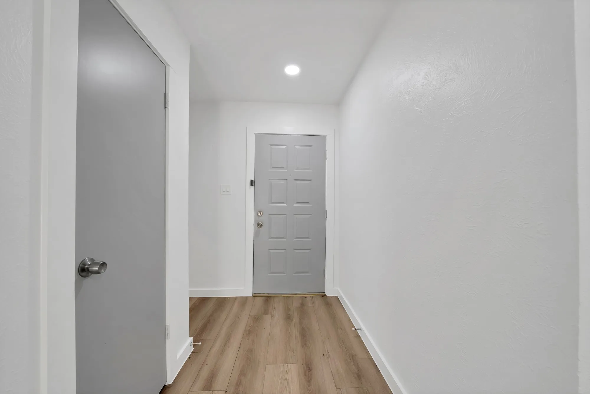 Single Family Residence For Rent in Tarrant County , 813 Panay Way Drive, Fort Worth, Texas 76108, 4 Bedroom, 2 Bathroom, 2 Garage spaces, 1,283 Sqft, built in 1979, mls#21379045, Real Estate Agent in Fort Worth, Homes For Rent in Tarrant county, Homes For Rent in Fort Worth, Realtor in Fort Worth Texas, Real Estate Brokerage Independent Realty Texas, Luminita Cordes Realtor