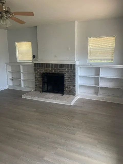 Single Family Residence For Sale in Van Zandt County , 214 S 4th, Wills Point, Texas 75169, 3 Bedroom, 2 Bathroom, Garage spaces, 1,940 Sqft, built in 1943, mls#21381304, Real Estate Agent in Wills Point, Homes For Sale in Van Zandt county, Homes For Sale in Wills Point, Realtor in Wills Point Texas, Real Estate Brokerage Independent Realty Texas, Luminita Cordes Realtor